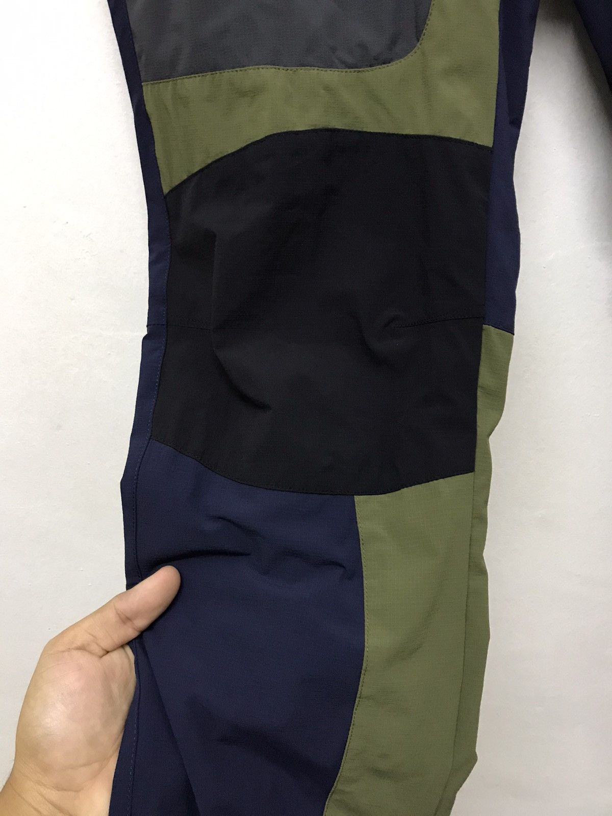 Sports Specialties Nice Design❗️Discovery Stretchable Outdoor Hiking Pants Size US 36 / EU 52 - 7 Thumbnail