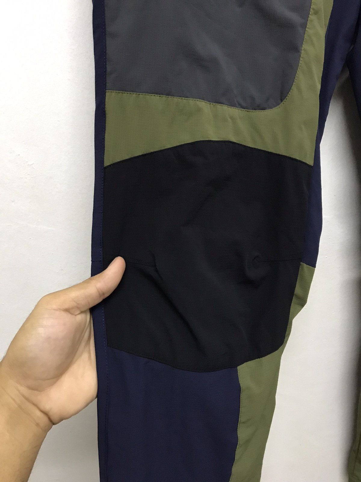 Sports Specialties Nice Design❗️Discovery Stretchable Outdoor Hiking Pants Size US 36 / EU 52 - 5 Thumbnail