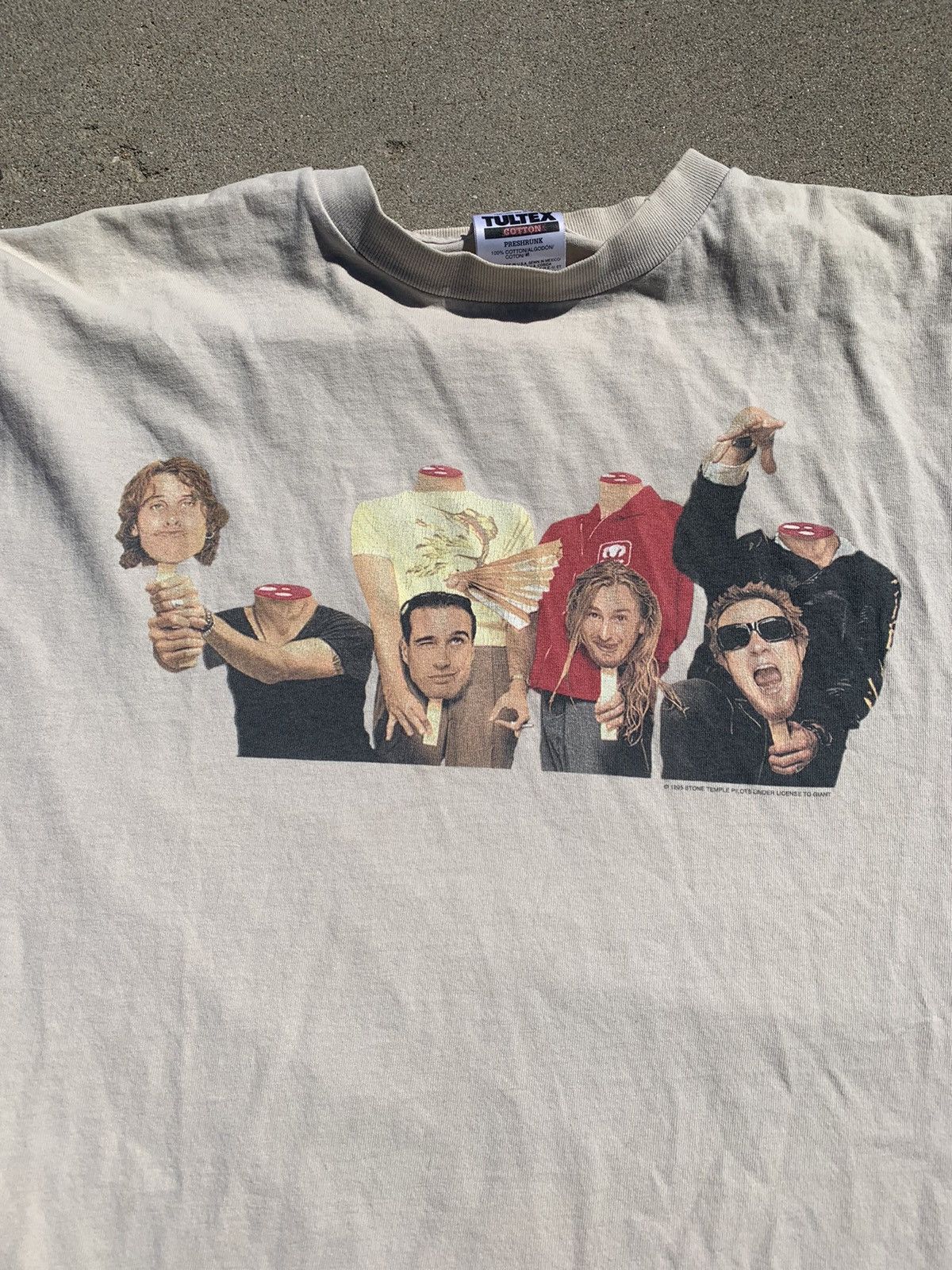 Vintage 1995 Vintage Stone Temple Pilots Tee Size US XL / EU 56 / 4 - 2 Thumbnail