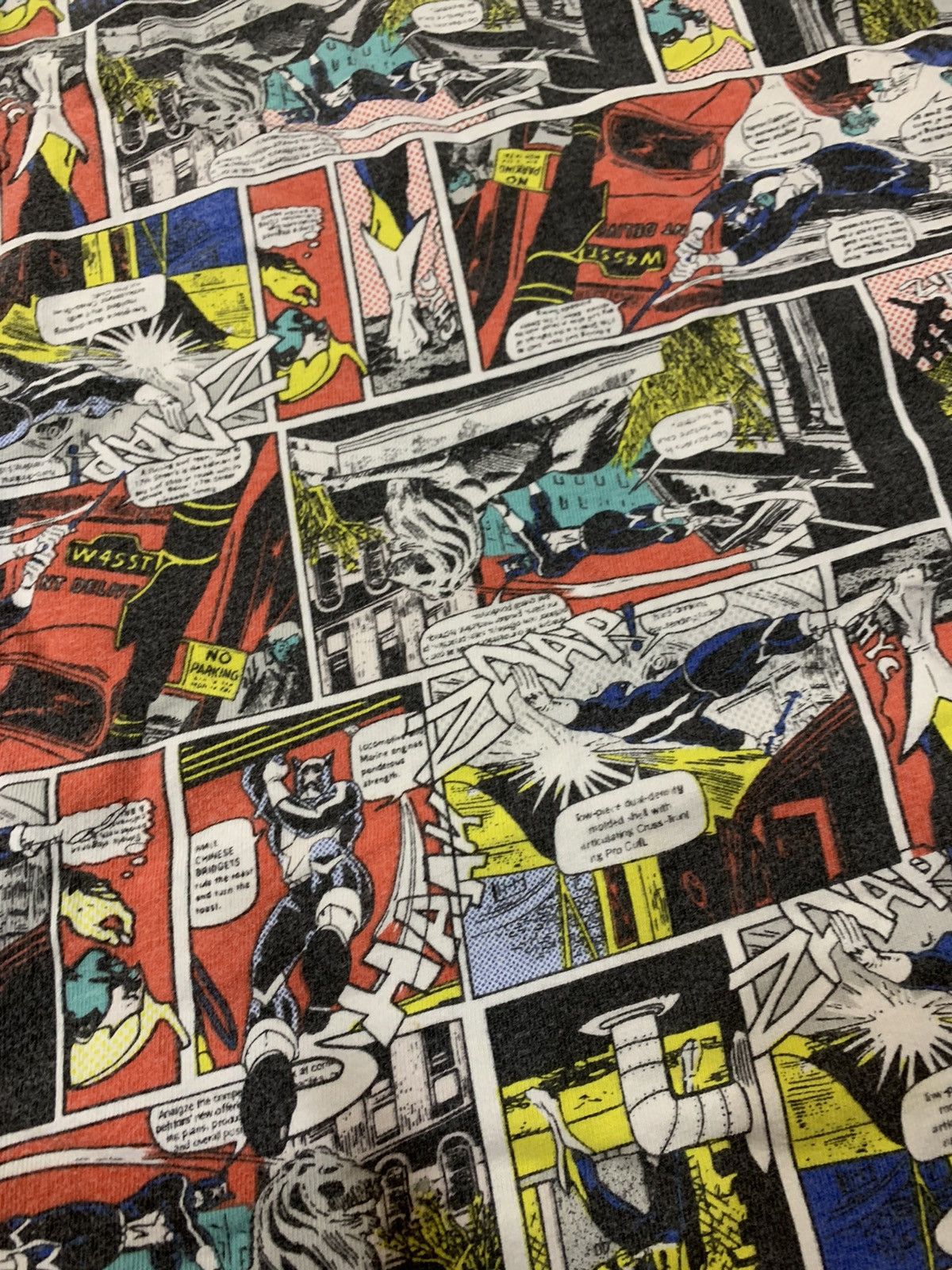Vintage COMIC PRINT SUPERHEROES OVP SHIRT Size US M / EU 48-50 / 2 - 8 Thumbnail