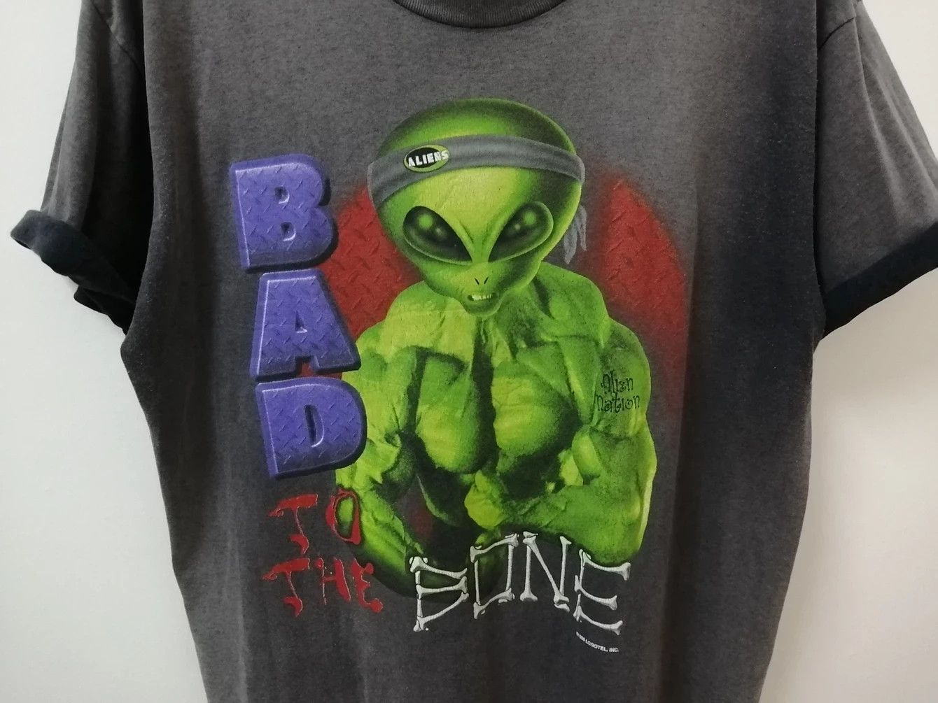 Vintage Vintage 90s Bad To The Bone Alien Nation Tshirt Size US L / EU 52-54 / 3 - 2 Thumbnail