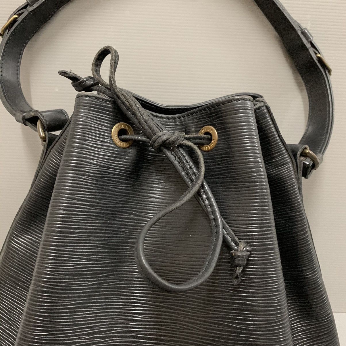 Louis Vuitton Louis Vuitton Epi Black Leather Petit Noe Bag Size ONE SIZE - 4 Thumbnail