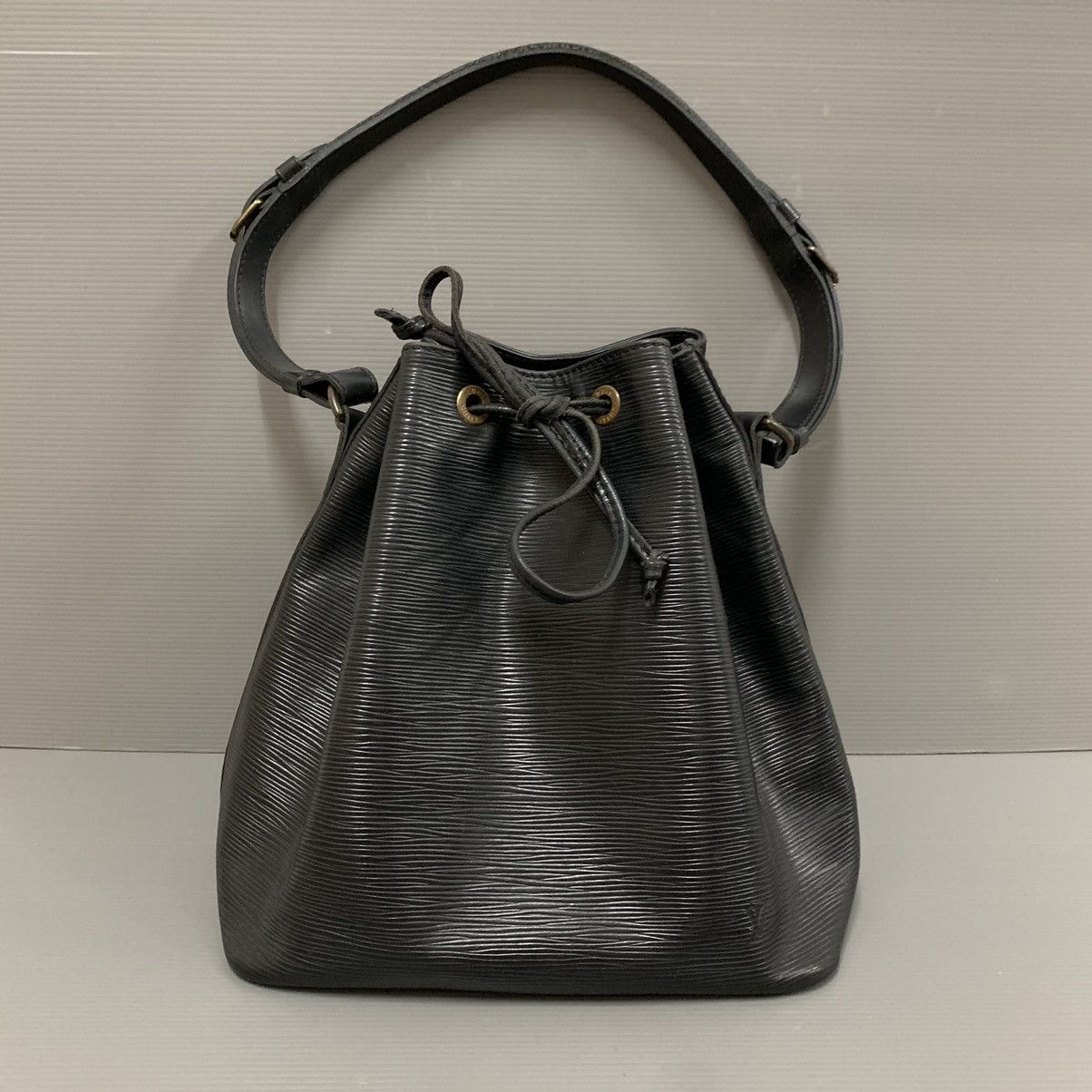 Louis Vuitton Louis Vuitton Epi Black Leather Petit Noe Bag Size ONE SIZE - 1 Thumbnail