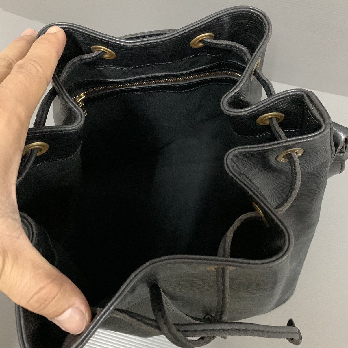 Louis Vuitton Louis Vuitton Epi Black Leather Petit Noe Bag Size ONE SIZE - 13 Thumbnail