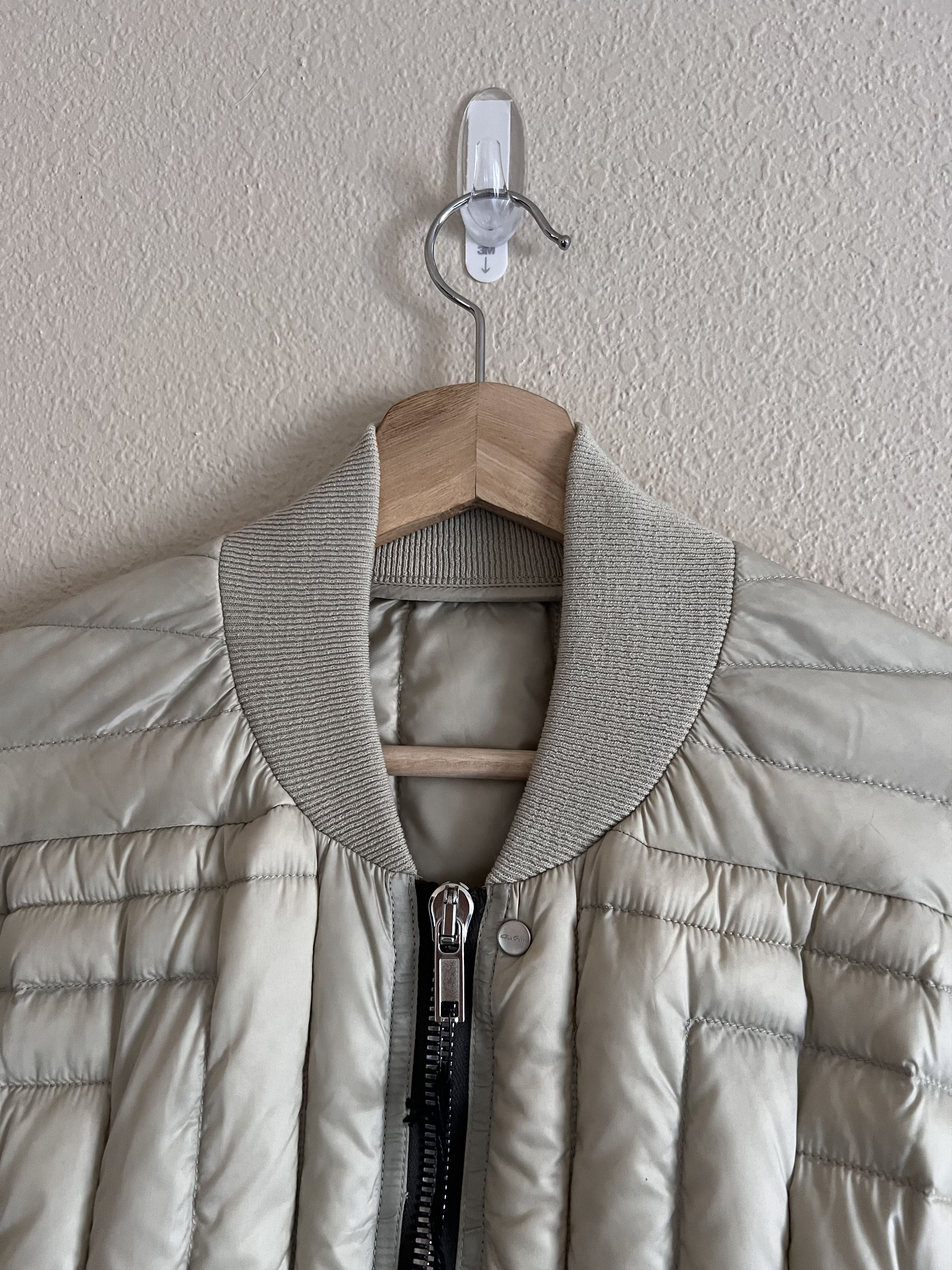 Rick Owens Rick Owens Fog Cropped Bomber Jacket in Pearl Size US L / EU 52-54 / 3 - 2 Thumbnail