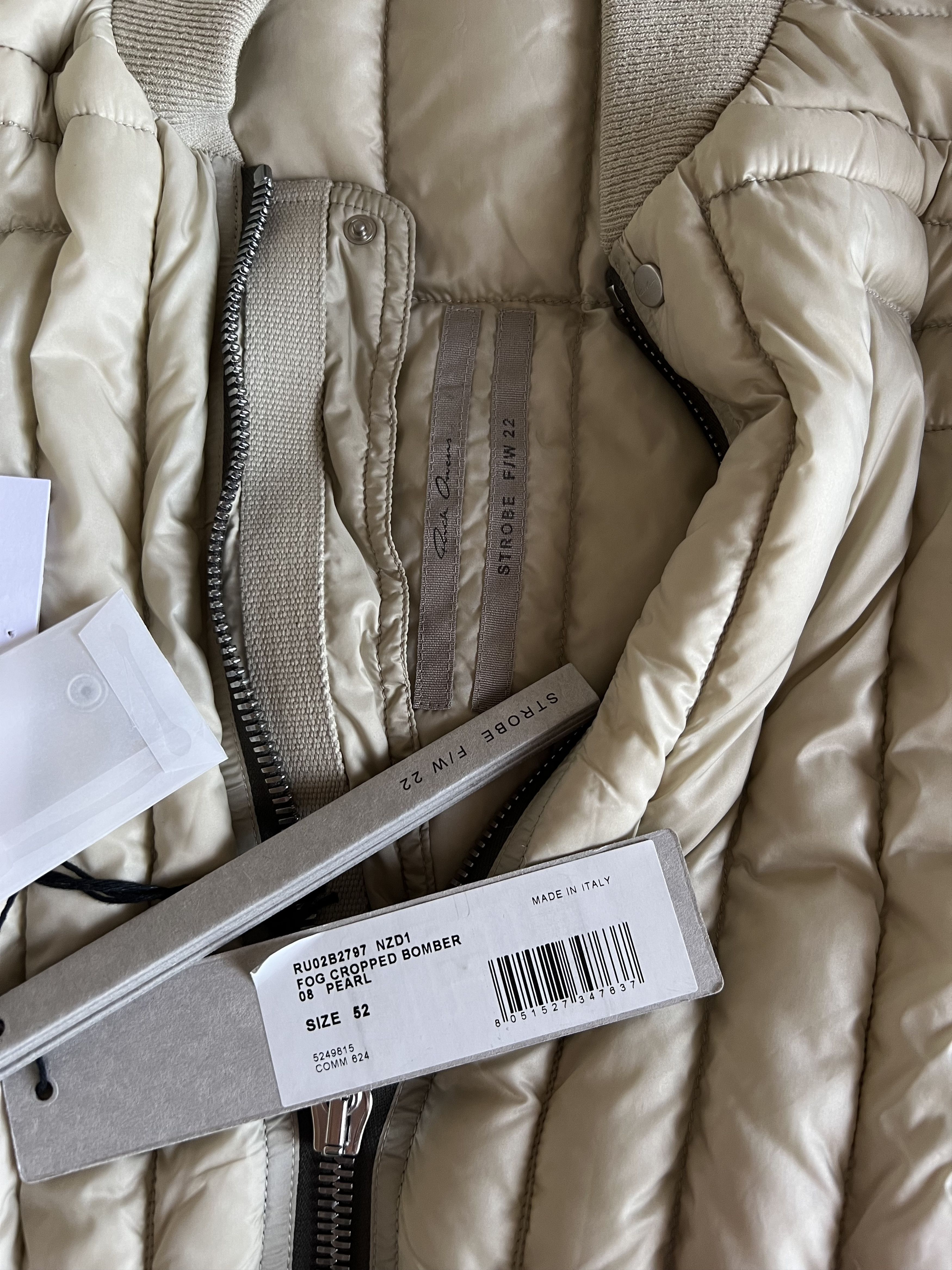 Rick Owens Rick Owens Fog Cropped Bomber Jacket in Pearl Size US L / EU 52-54 / 3 - 9 Thumbnail