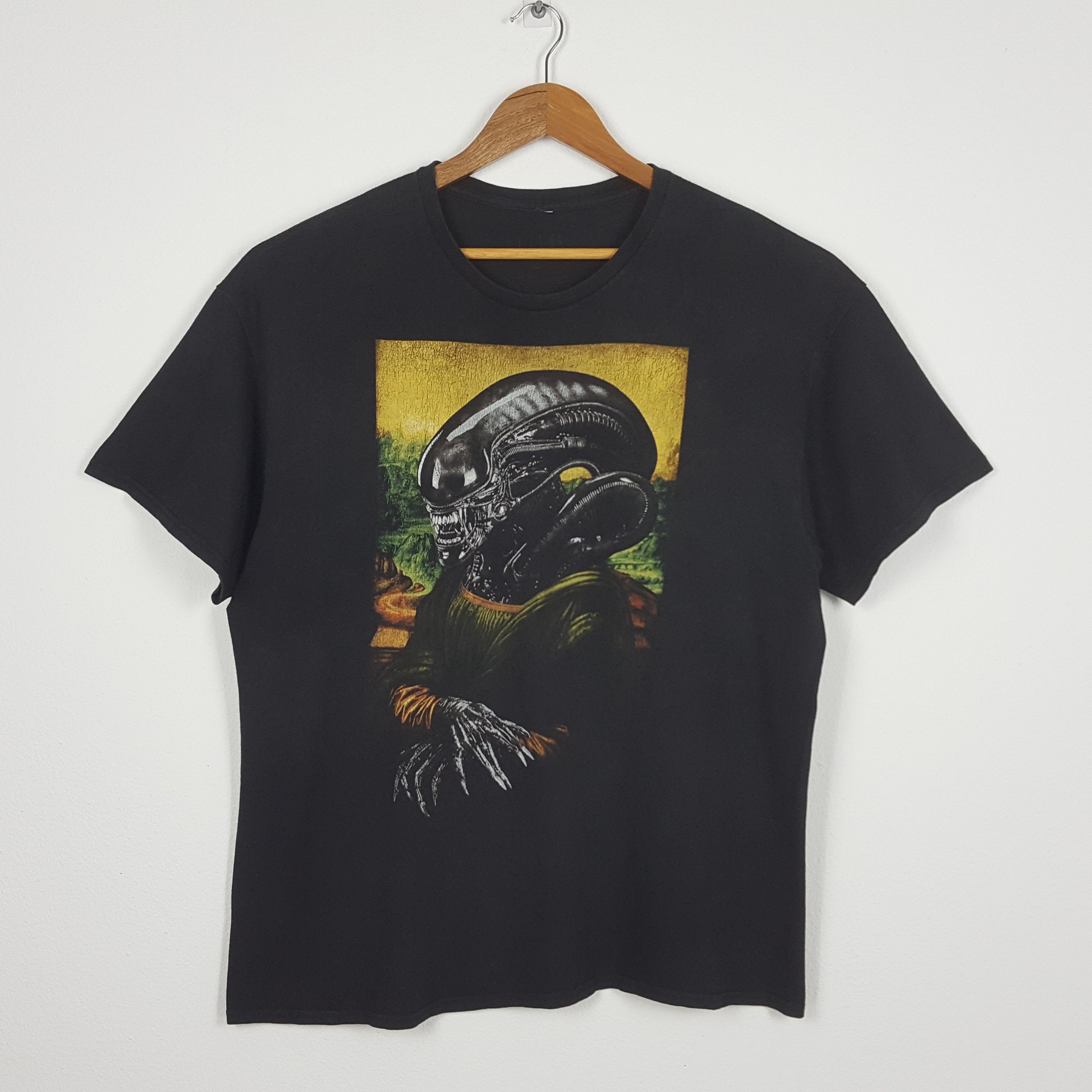 Aliens Alien top Xenomorph Mona Lisa Art Parody T-Shirt Tee Size L