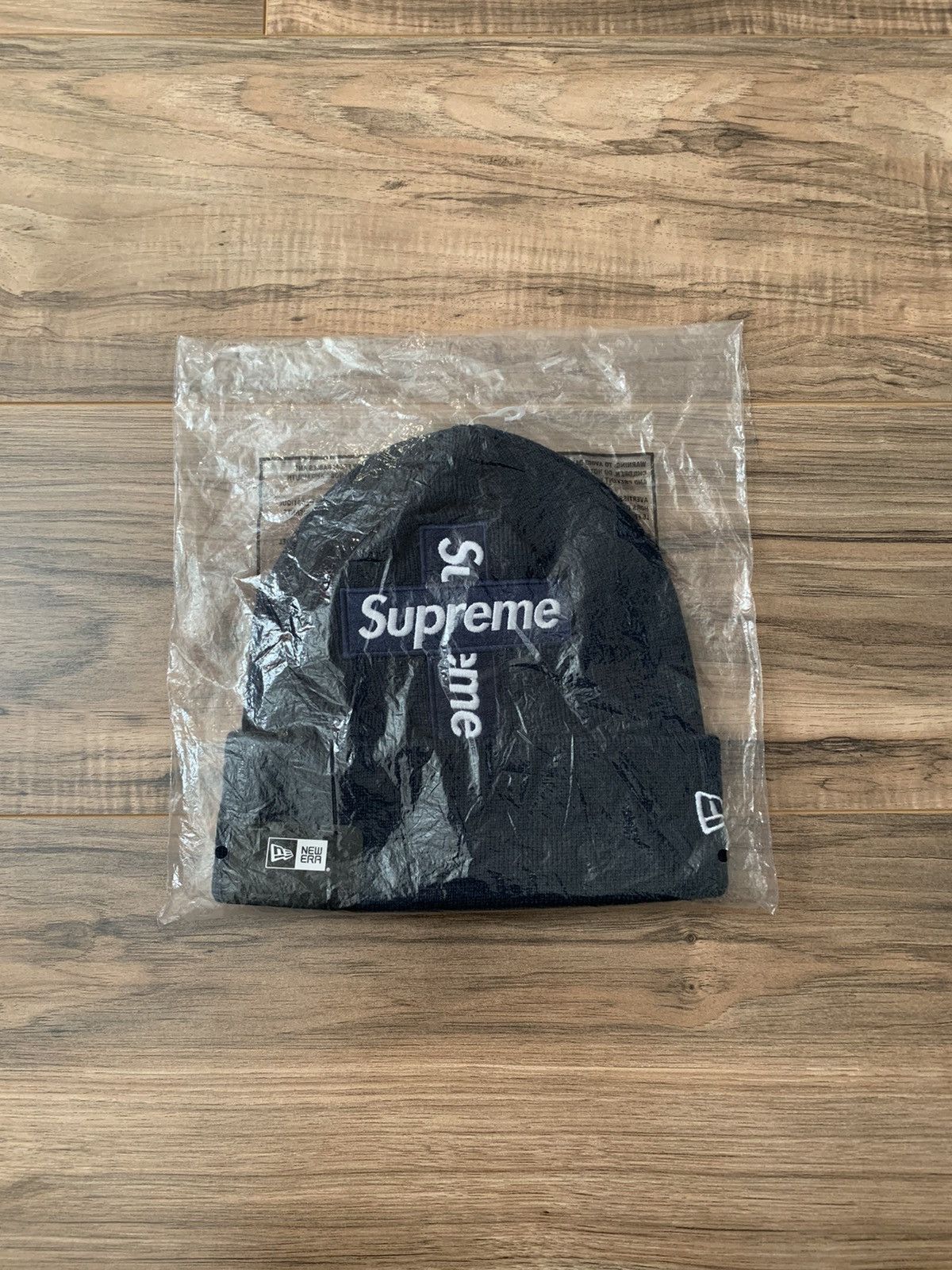 Supreme x New Era Cross Box Logo Beanie 'Black' | Men's Size Onesize