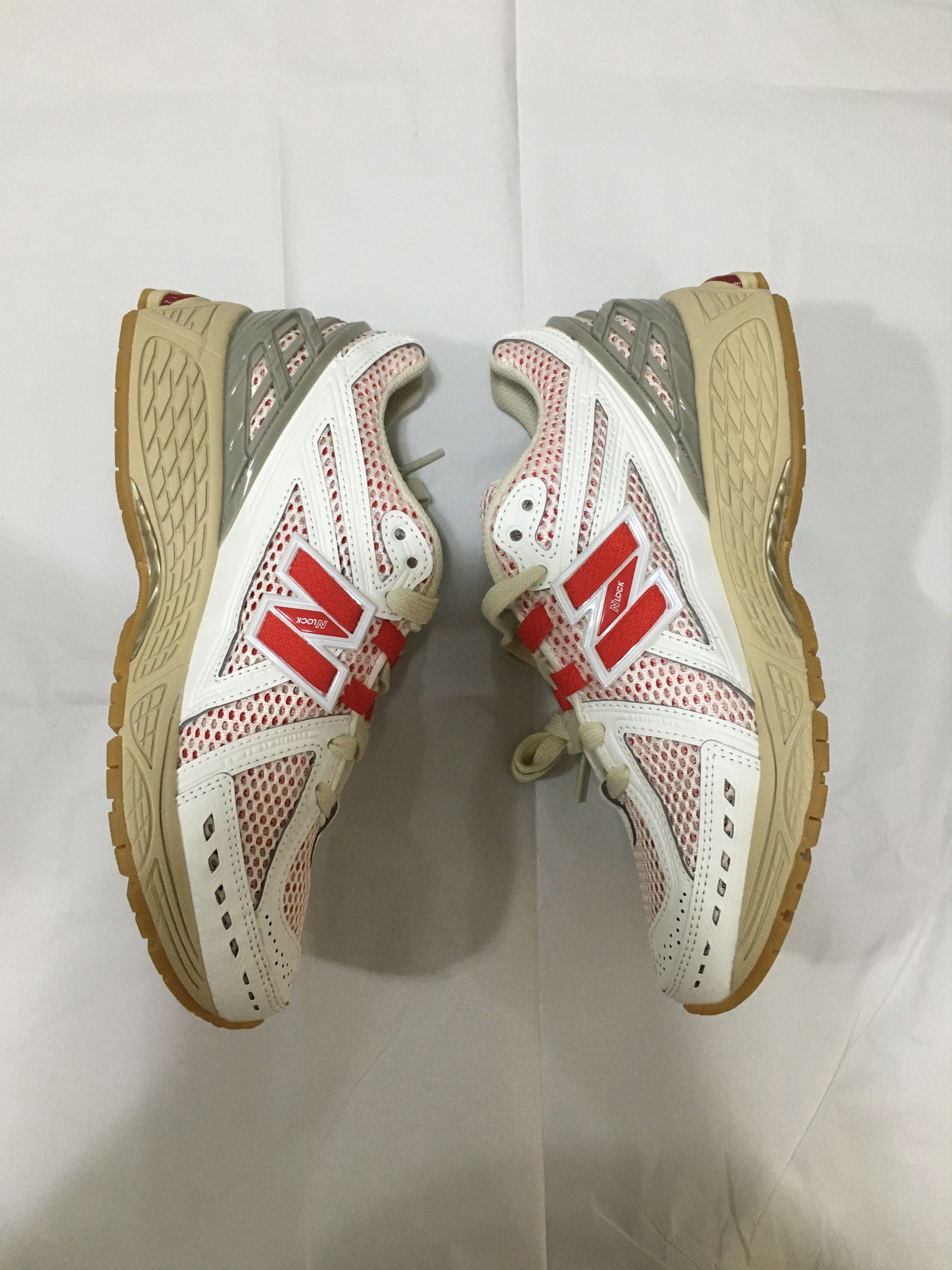 New Balance 1906R White / Scarlet / Cream Size US 8 / IT 38 - 6 Thumbnail