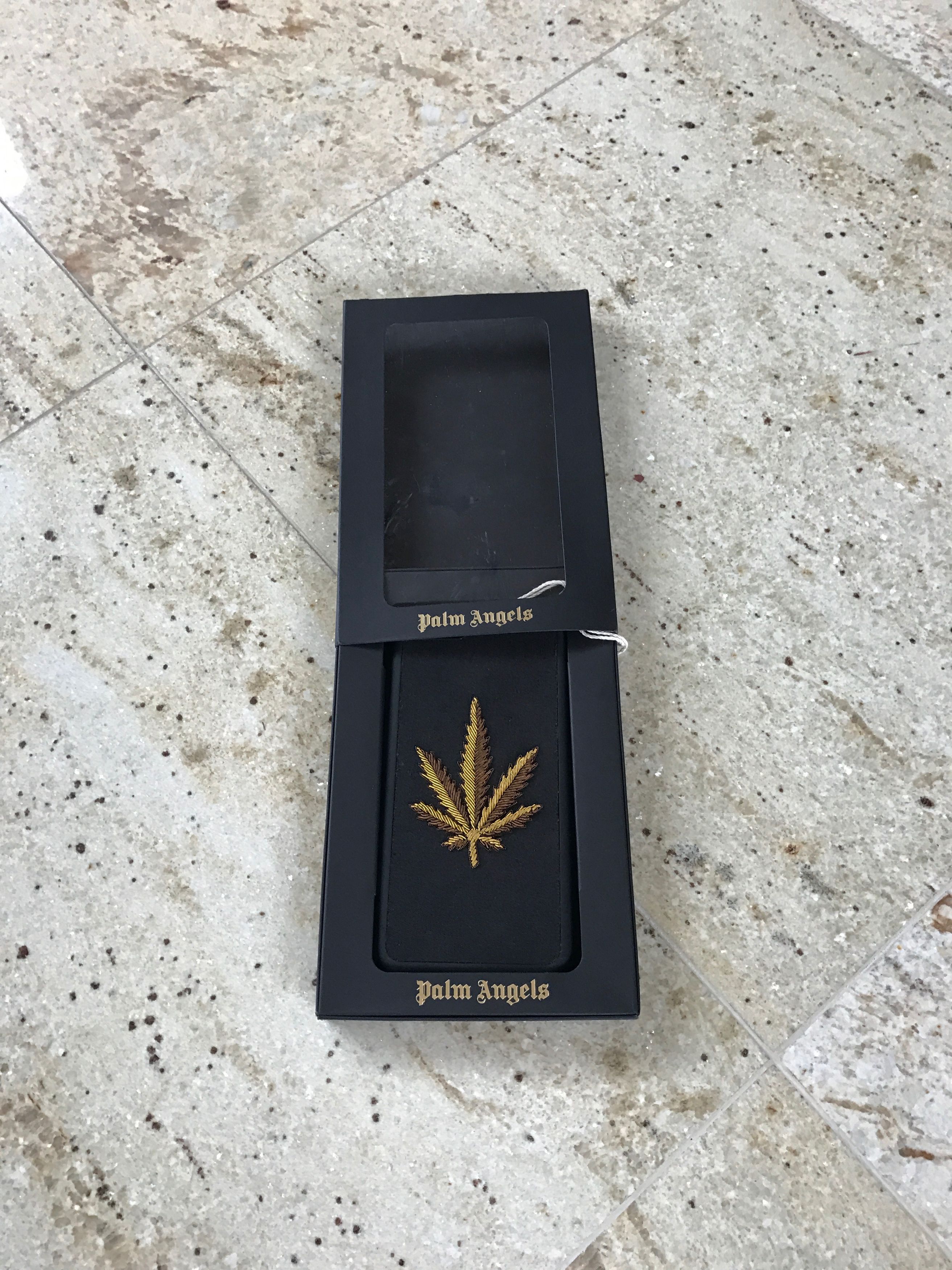 Palm Angels Embroidered Leaf iPhone Case Size ONE SIZE - 1 Thumbnail