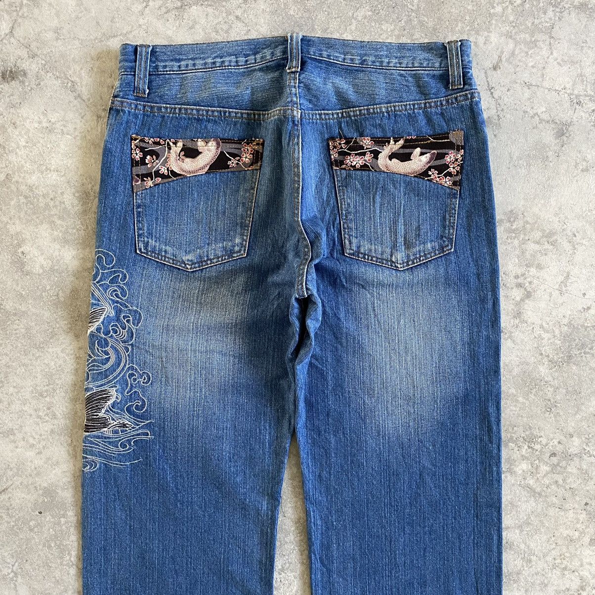 Japanese Brand Rovertry Japan Koi Fish Embroidered Sukajan Jeans Size US 35 - 13 Thumbnail