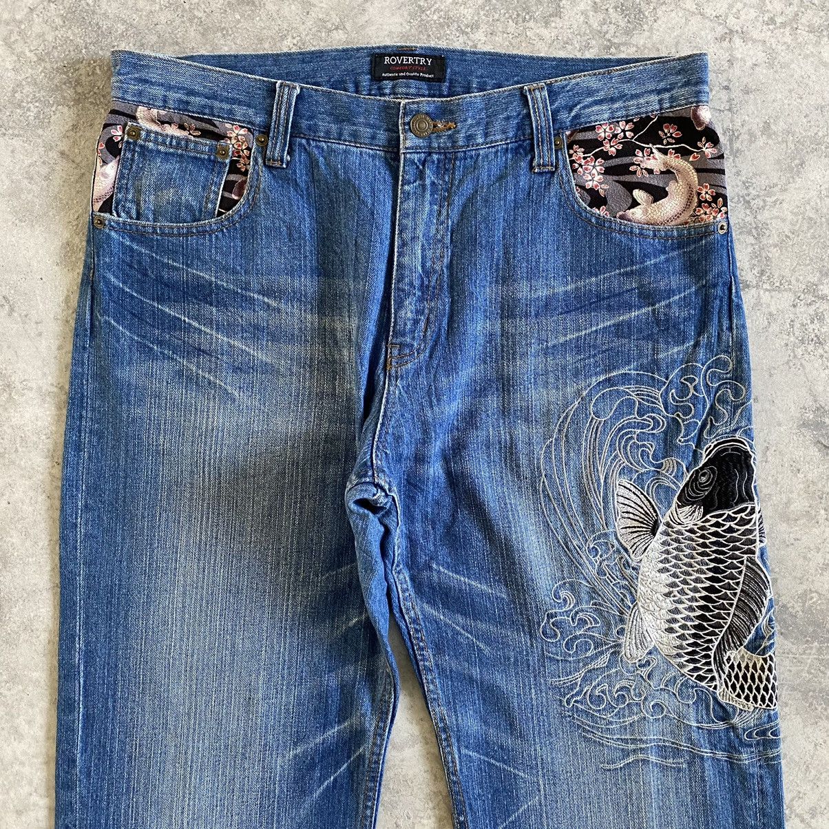 Japanese Brand Rovertry Japan Koi Fish Embroidered Sukajan Jeans Size US 35 - 6 Thumbnail