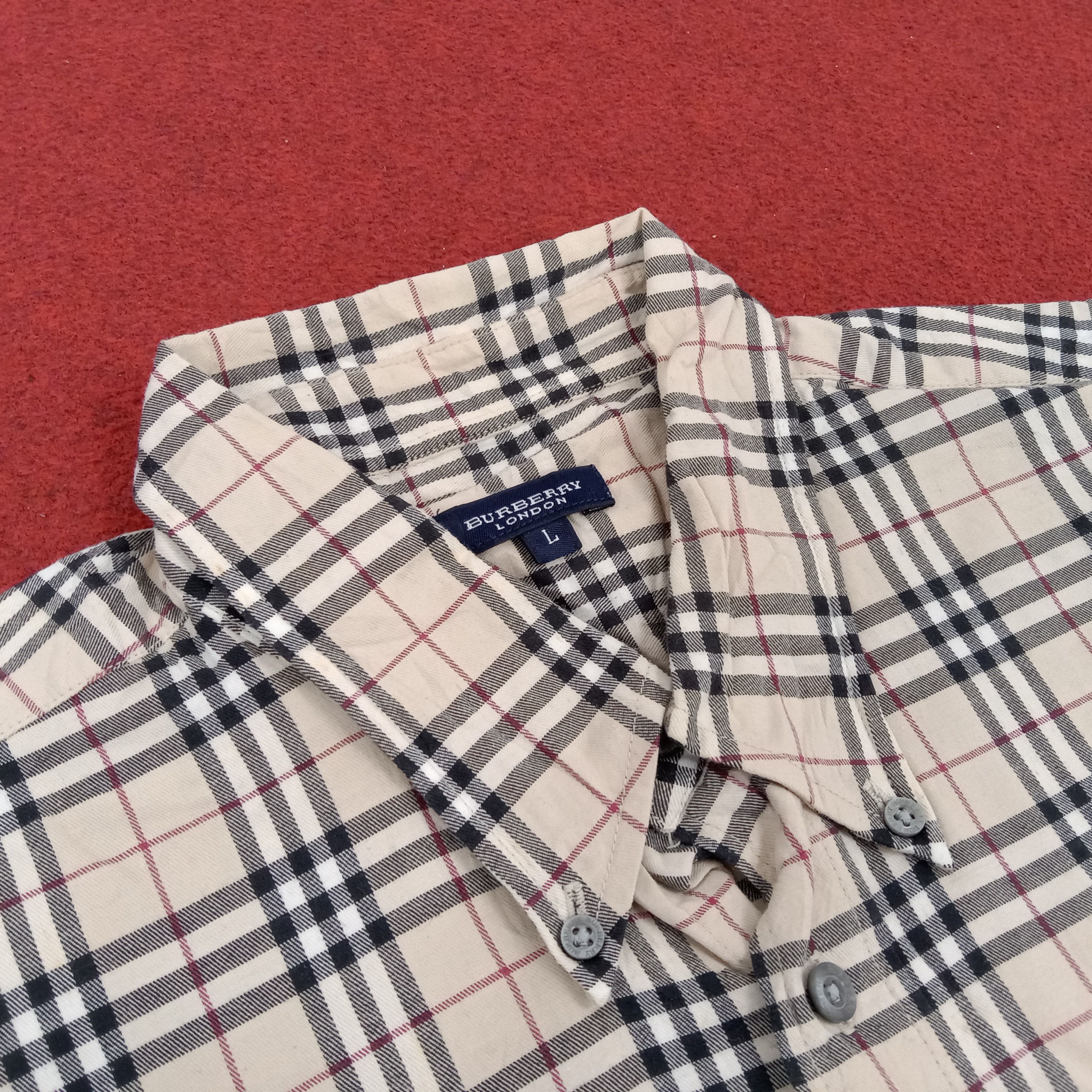Burberry × Vintage Burberry London Nova Check Style Casual Formal Shirt Size US XL / EU 56 / 4 - 4 Thumbnail