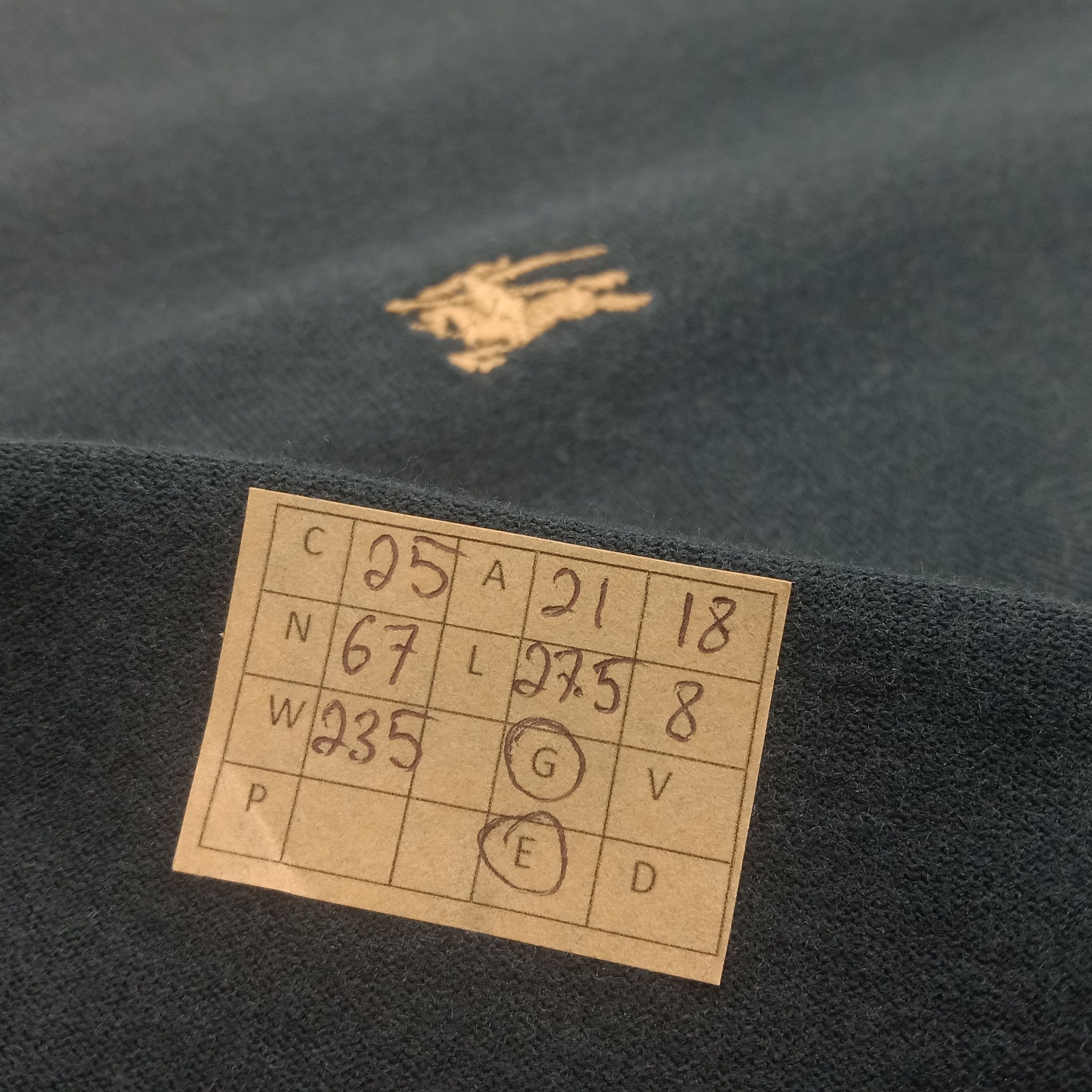 Burberry × Vintage BURBERRY'S Nova Check Shoulder Design T-Shirt Size US M / EU 48-50 / 2 - 6 Thumbnail
