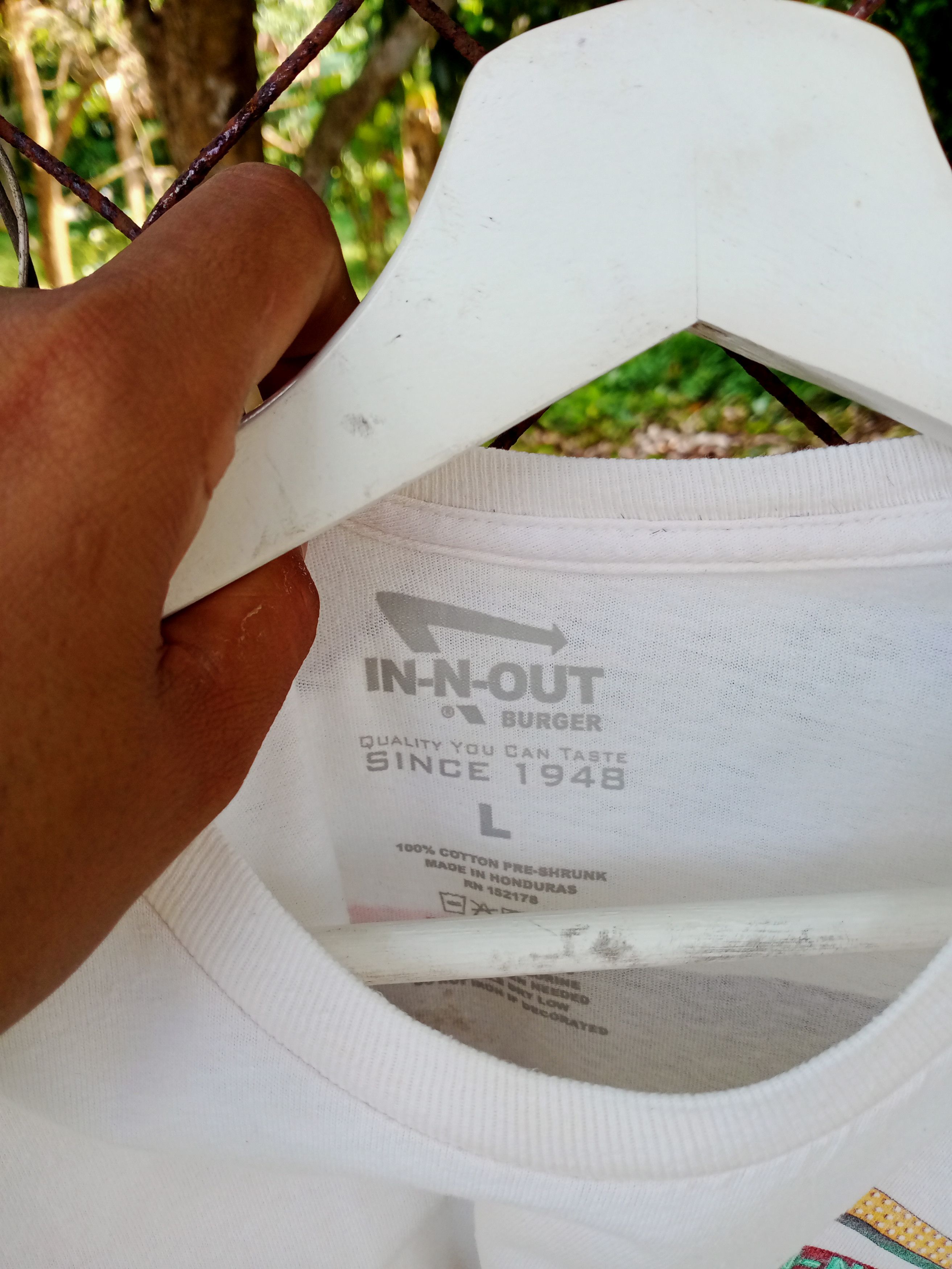 Other IN-N-OUT Burger Tshirt Size US L / EU 52-54 / 3 - 5 Thumbnail