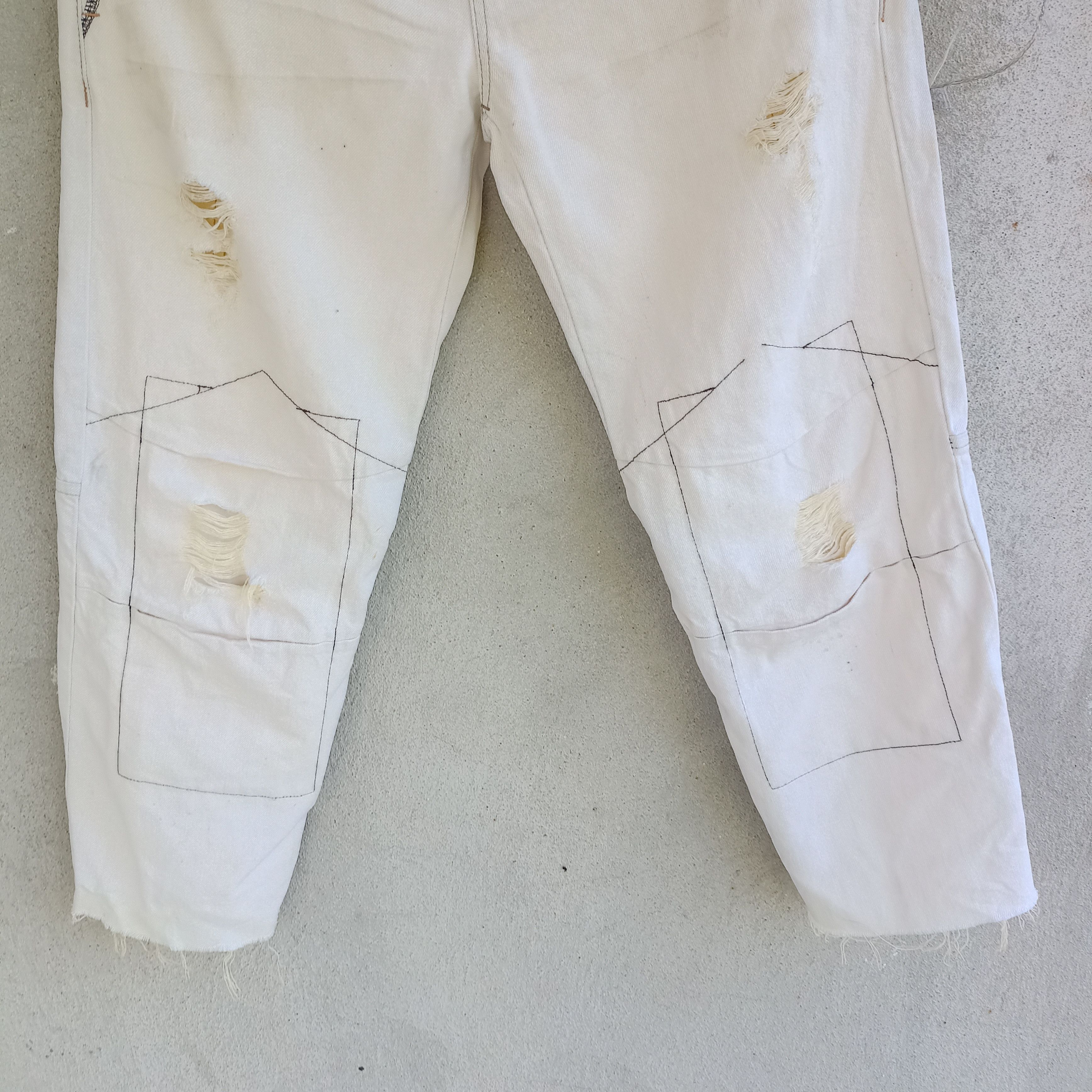 Marithe + Francois Girbaud Marithe Francois Girbaud Distressed Denim Pant Size US 32 / EU 48 - 4 Thumbnail