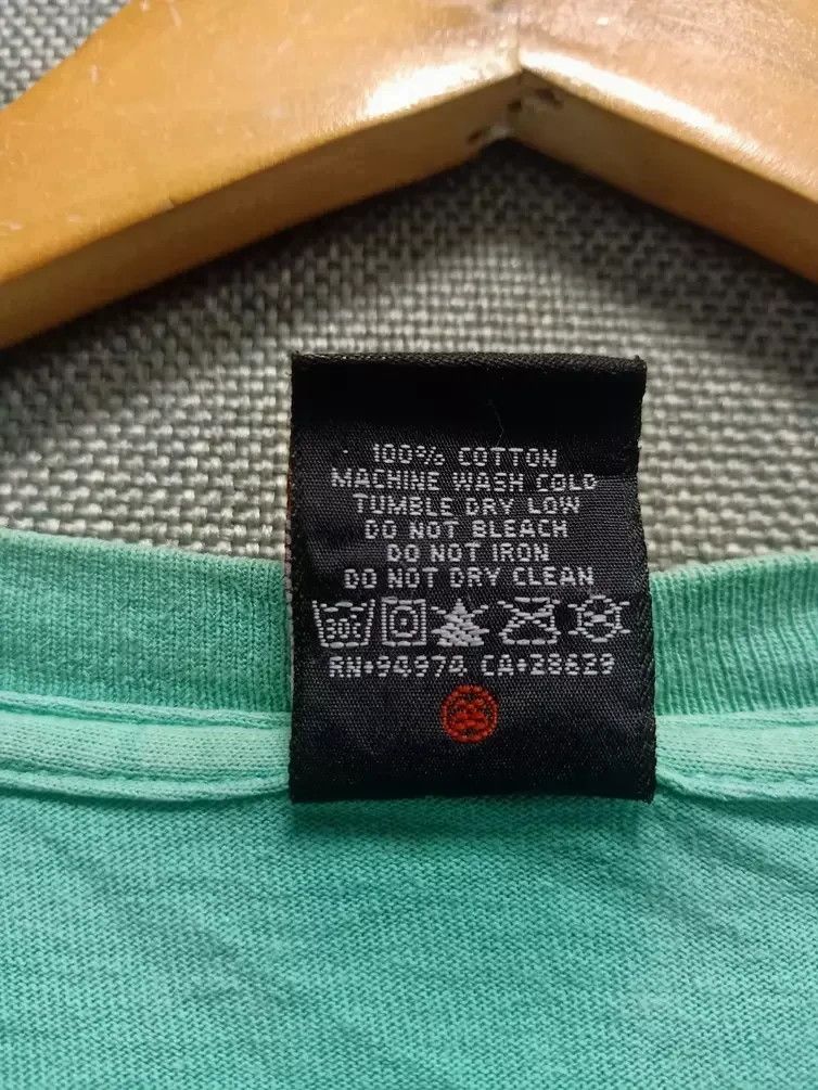 Stussy vintage t shirt stussy big logo very rare Size US XL / EU 56 / 4 - 4 Thumbnail