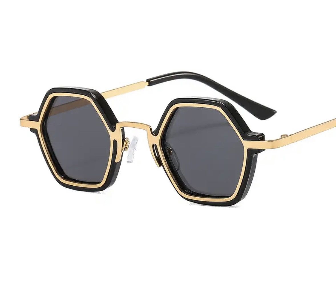 Retro Square Sunglasses – Grey Marble / Blue