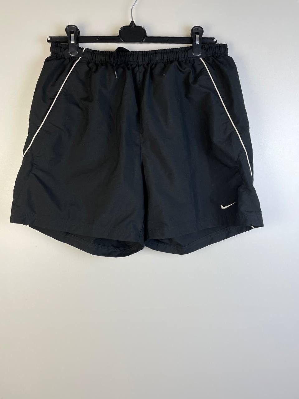 Vintage Nike vintage shorts size L Size US 34 / EU 50 - 1 Thumbnail