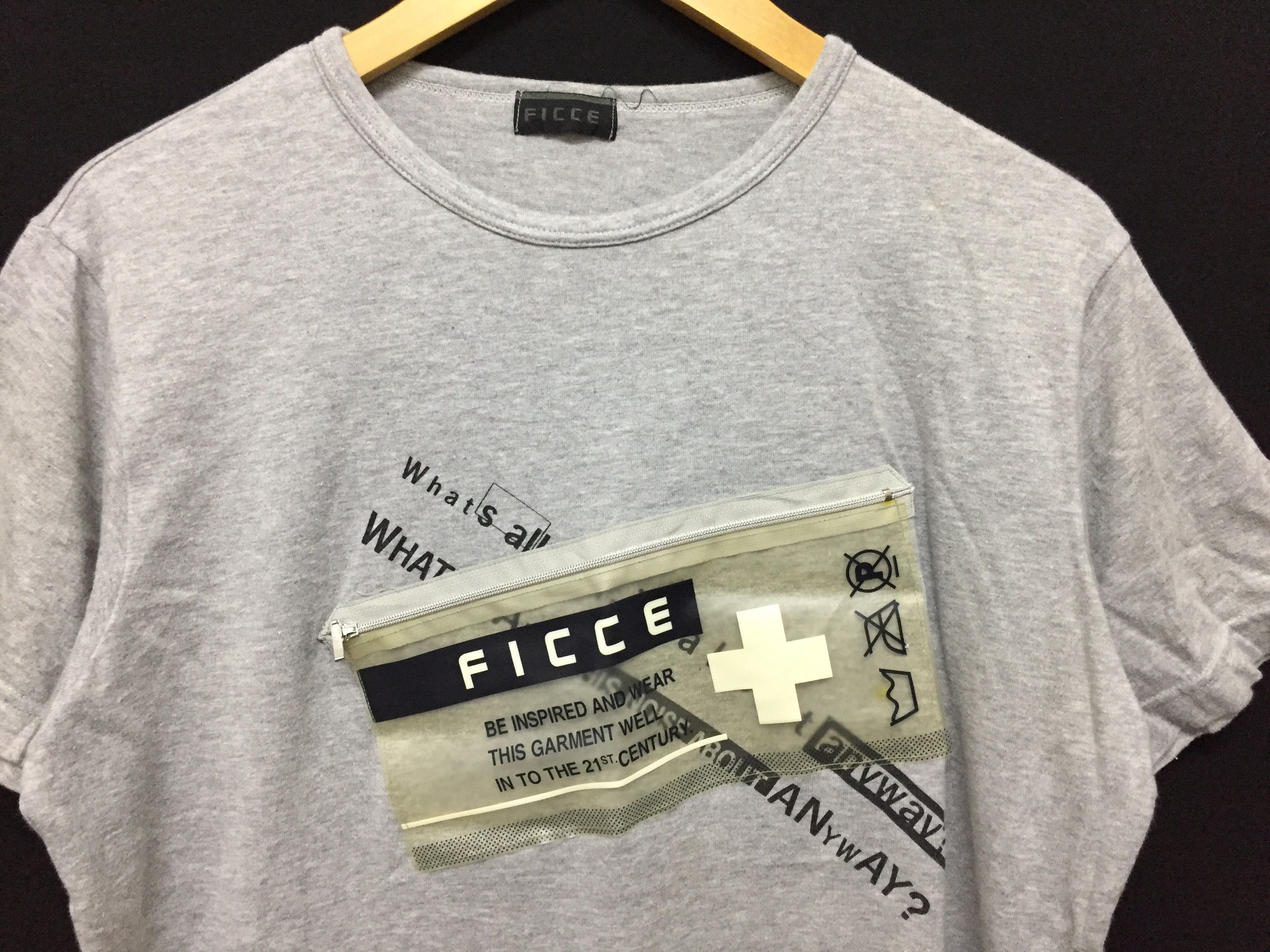 Japanese Brand × Yoshiyuki Konishi 90's FICCE by YOSHIYUKI KONISHI Medic Kangaroo pocket Size US M / EU 48-50 / 2 - 3 Thumbnail