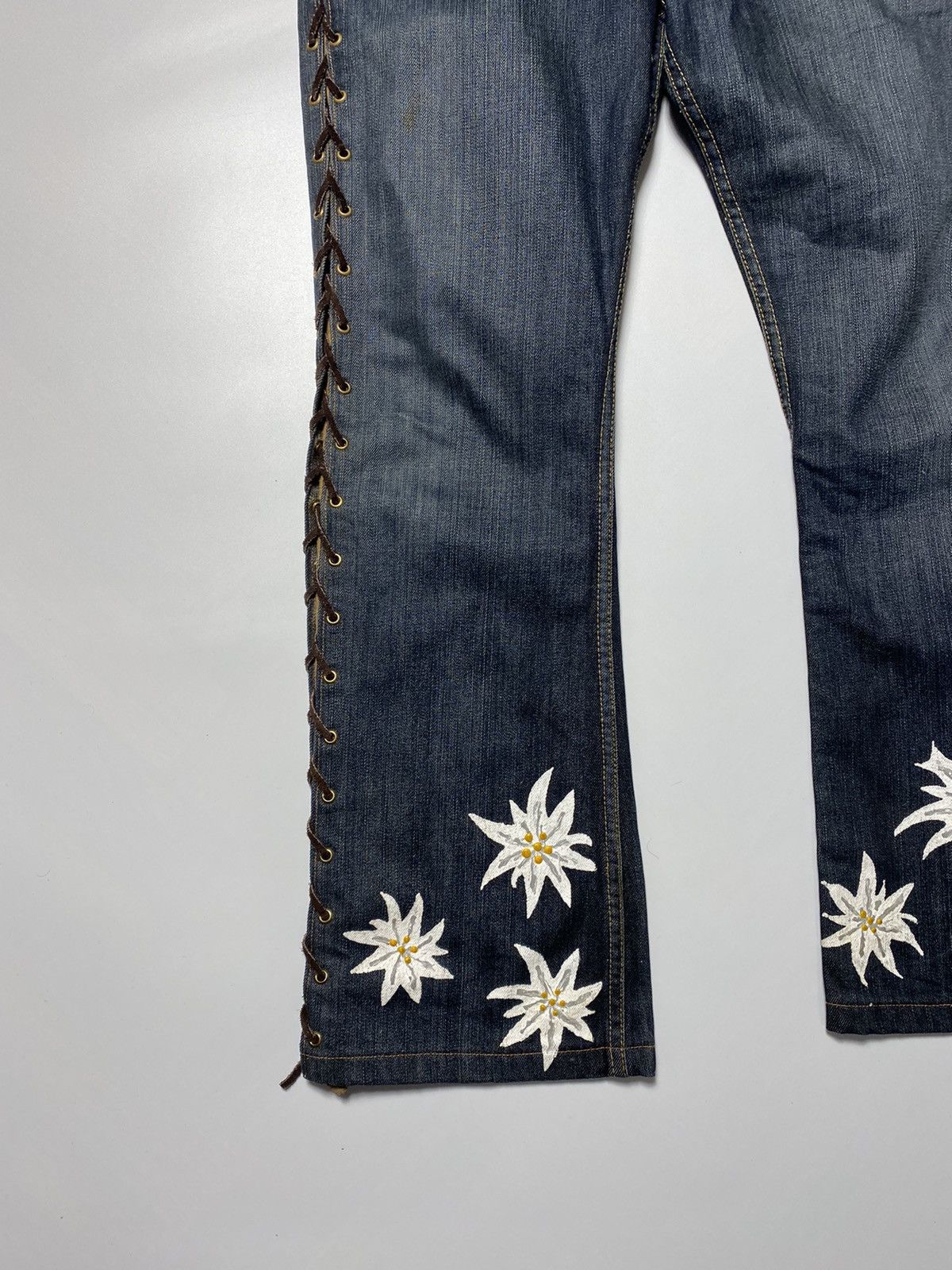 Levi's Vintage Levi's custom florals bandage flare jeans y2k Size US 30 / EU 46 - 2 Thumbnail