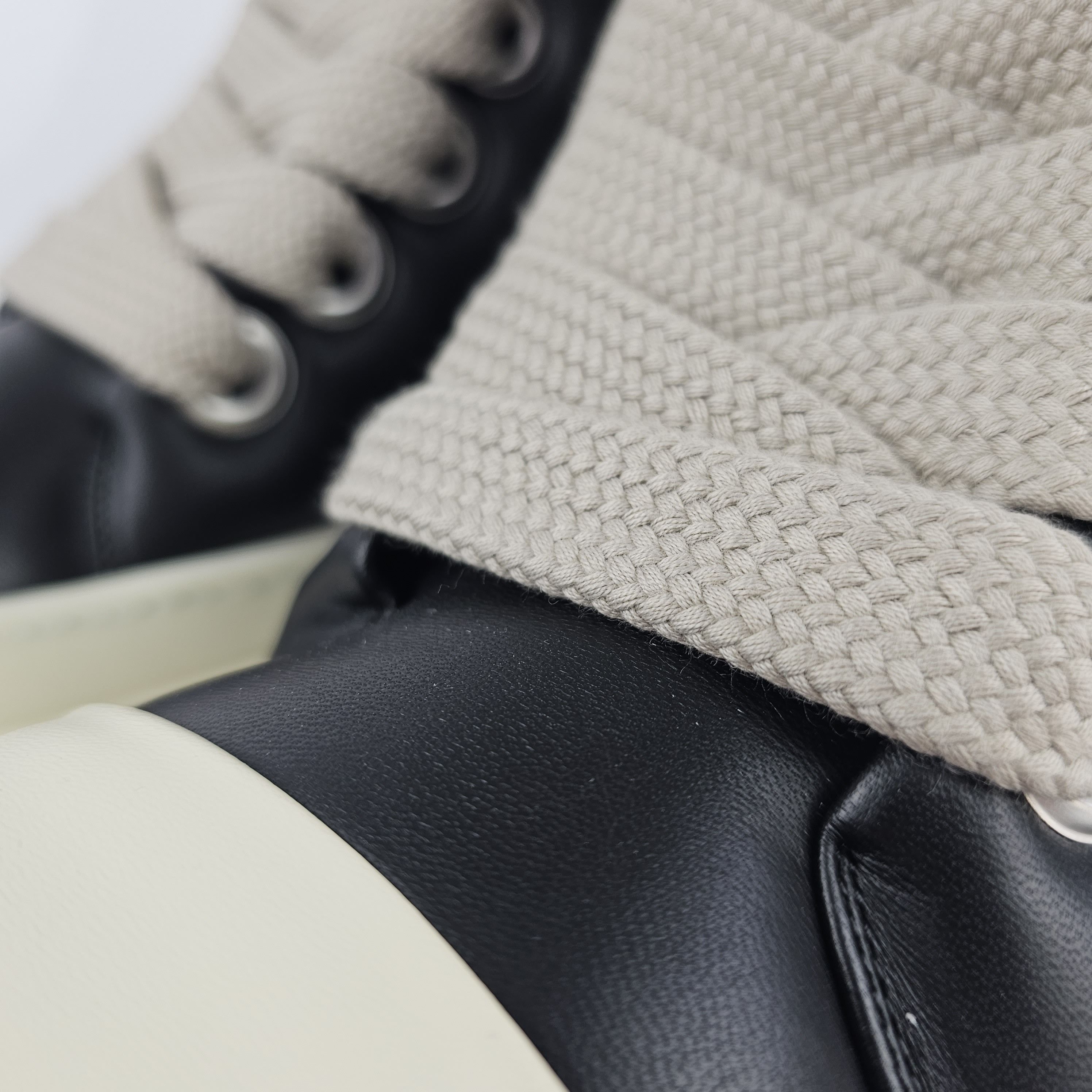 Rick Owens Rick Owens Jumbo Laces High Top Black/Milk Sneakers New 