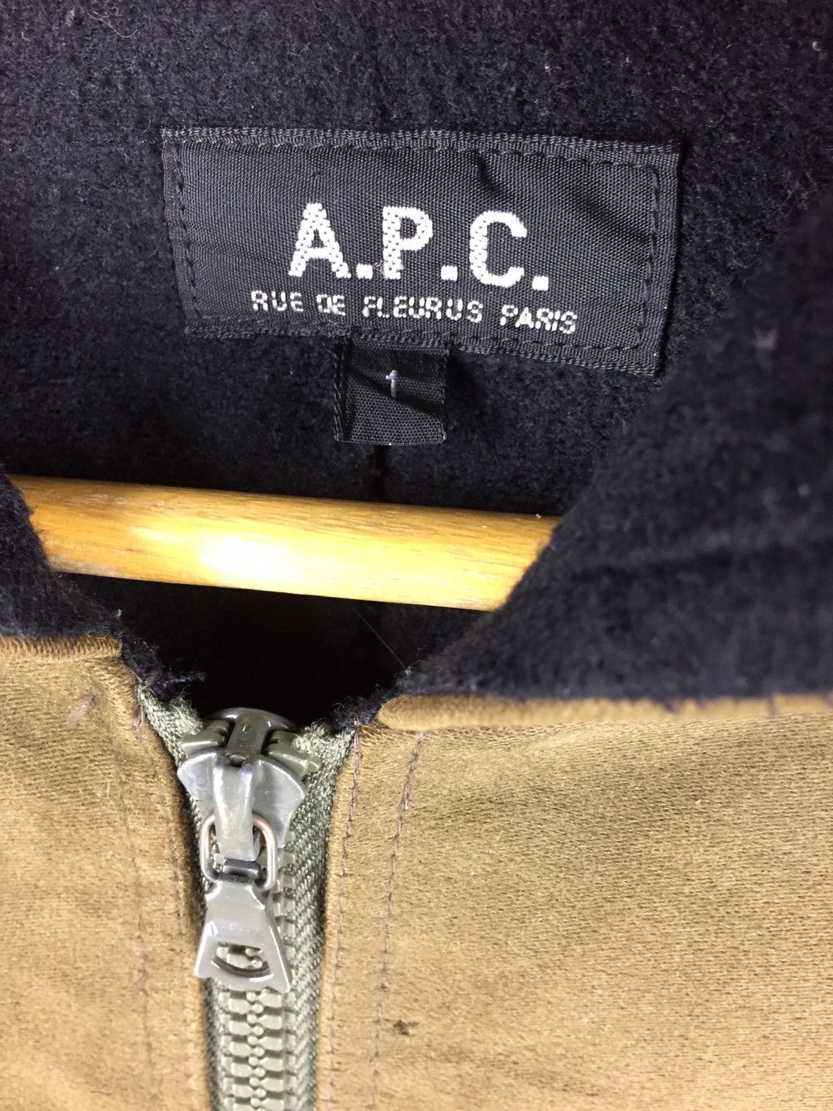 A.P.C. VINTAGE A.P.C HOODIE RIRI ZIPPER MOLESKINE JACKET (size 1) Size US M / EU 48-50 / 2 - 16 Thumbnail