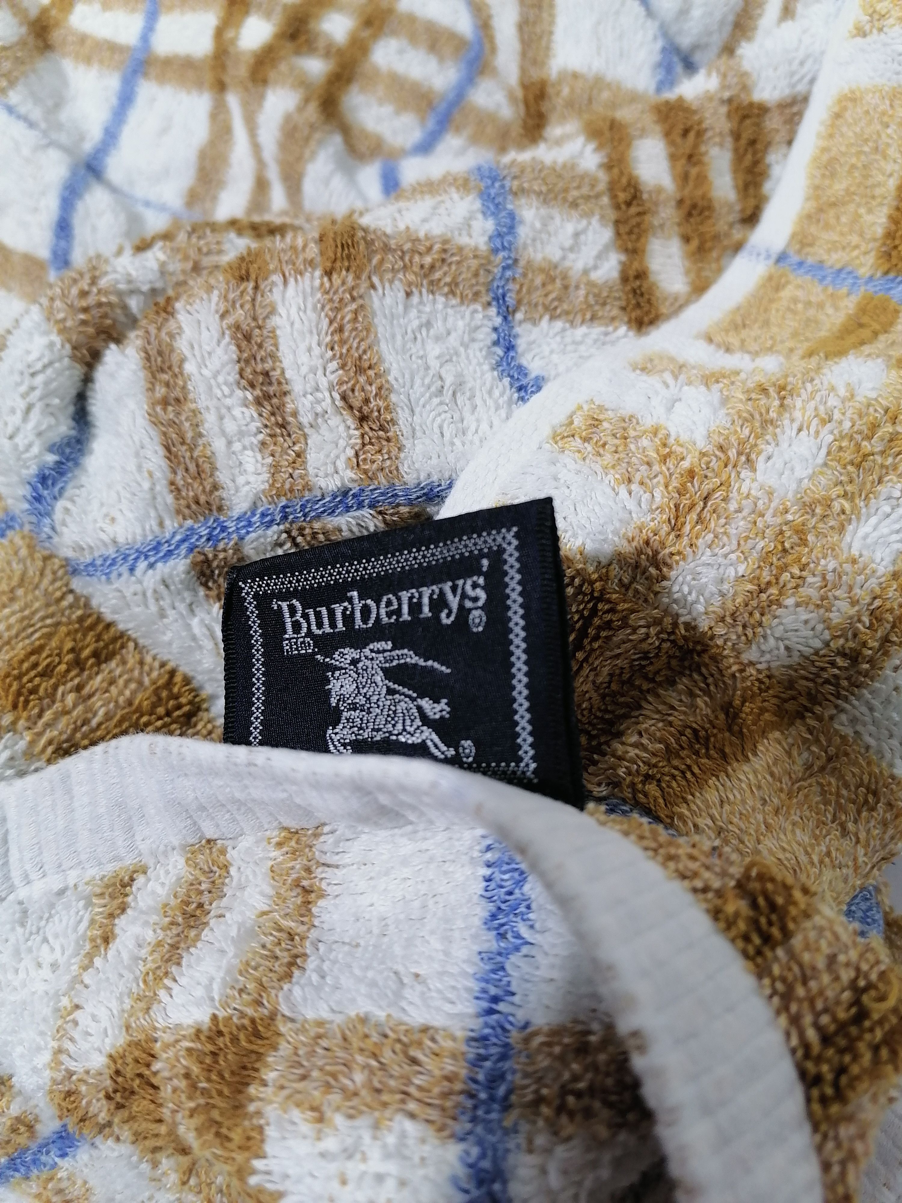 Burberry × Japanese Brand Burberry's Towel Size ONE SIZE - 7 Thumbnail