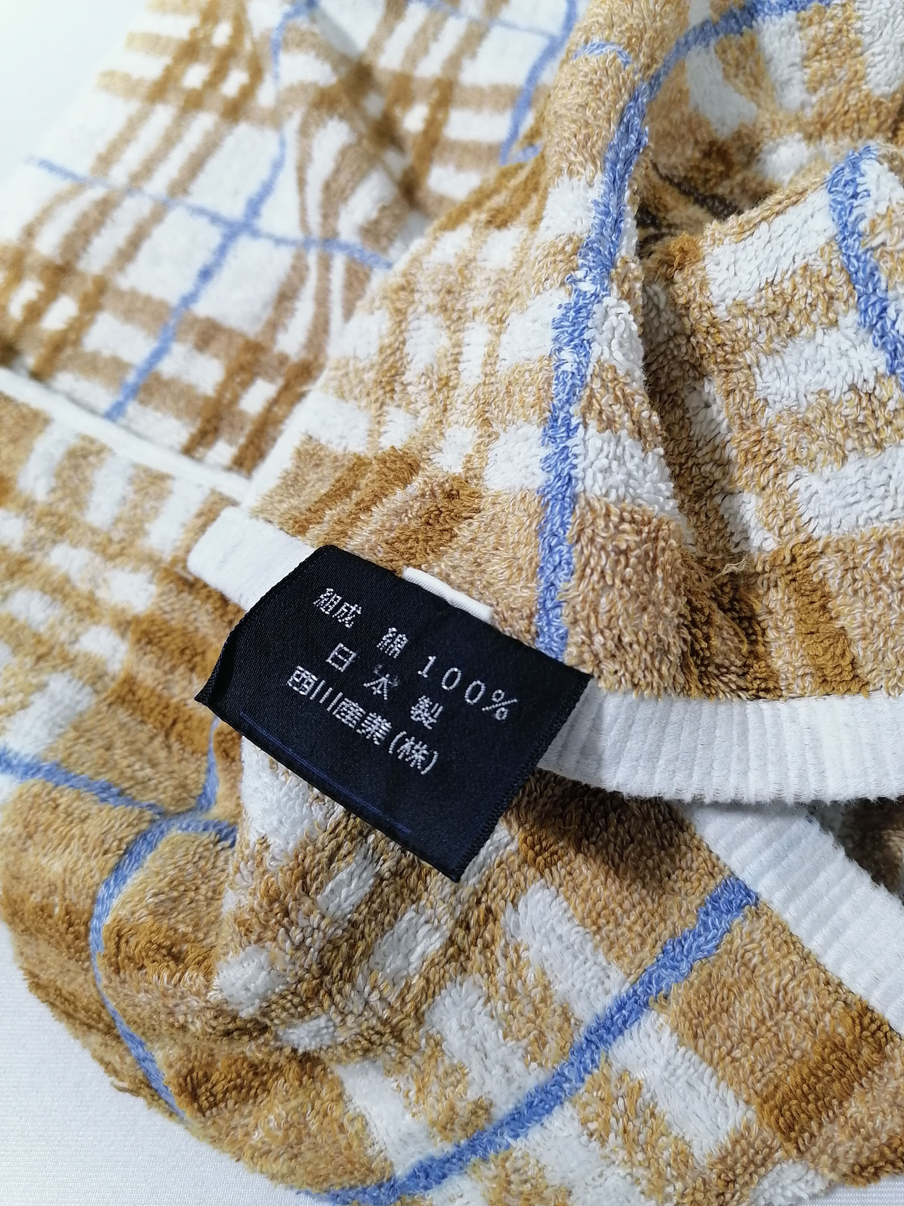 Burberry × Japanese Brand Burberry's Towel Size ONE SIZE - 8 Thumbnail