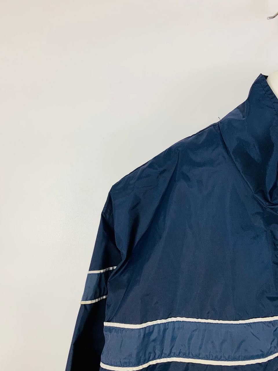 Nike Nike light Jacket vintage blue S Size US S / EU 44-46 / 1 - 3 Thumbnail