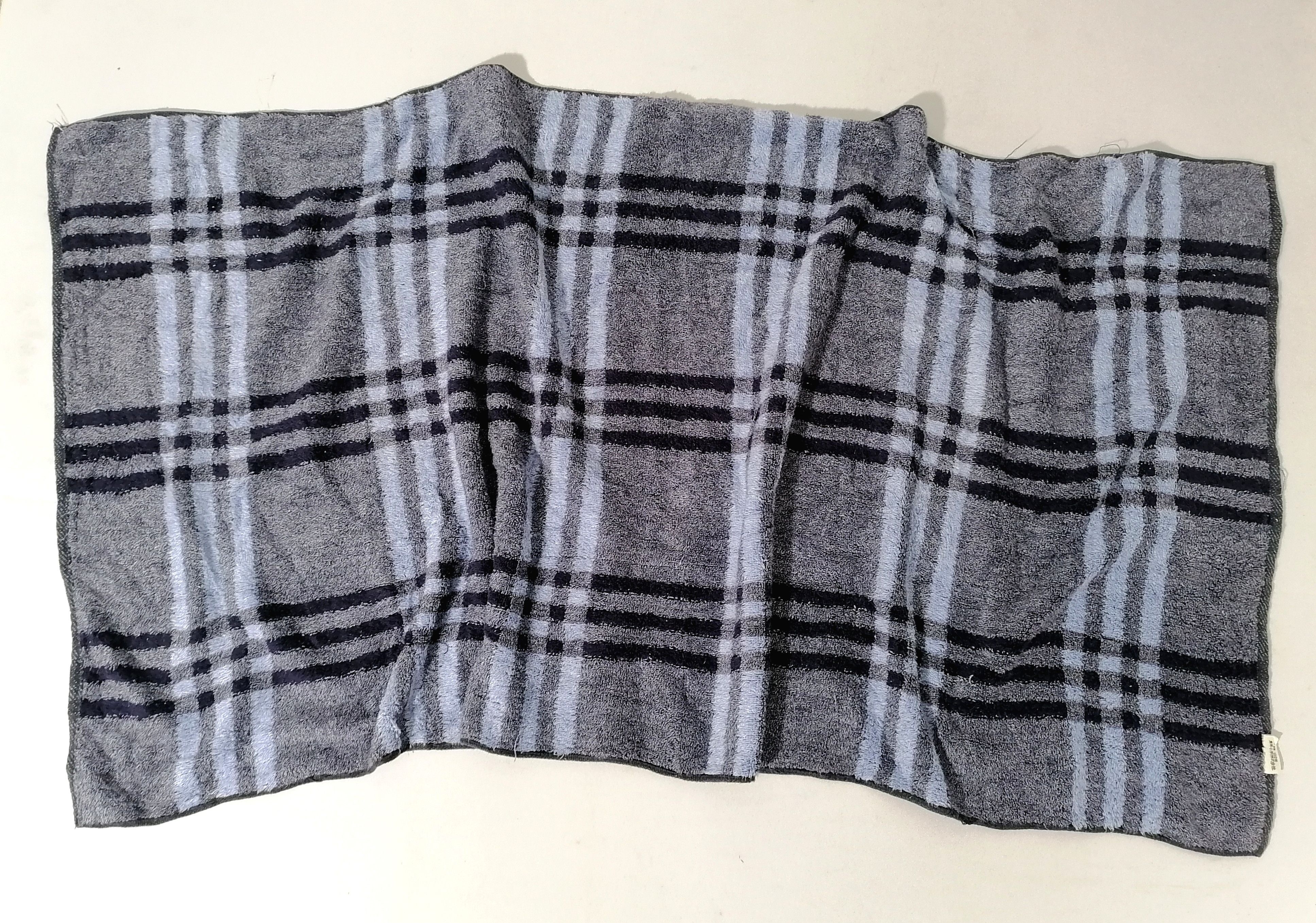 Designer × Issey Miyake Issey Miyake Towel Size ONE SIZE - 2 Thumbnail