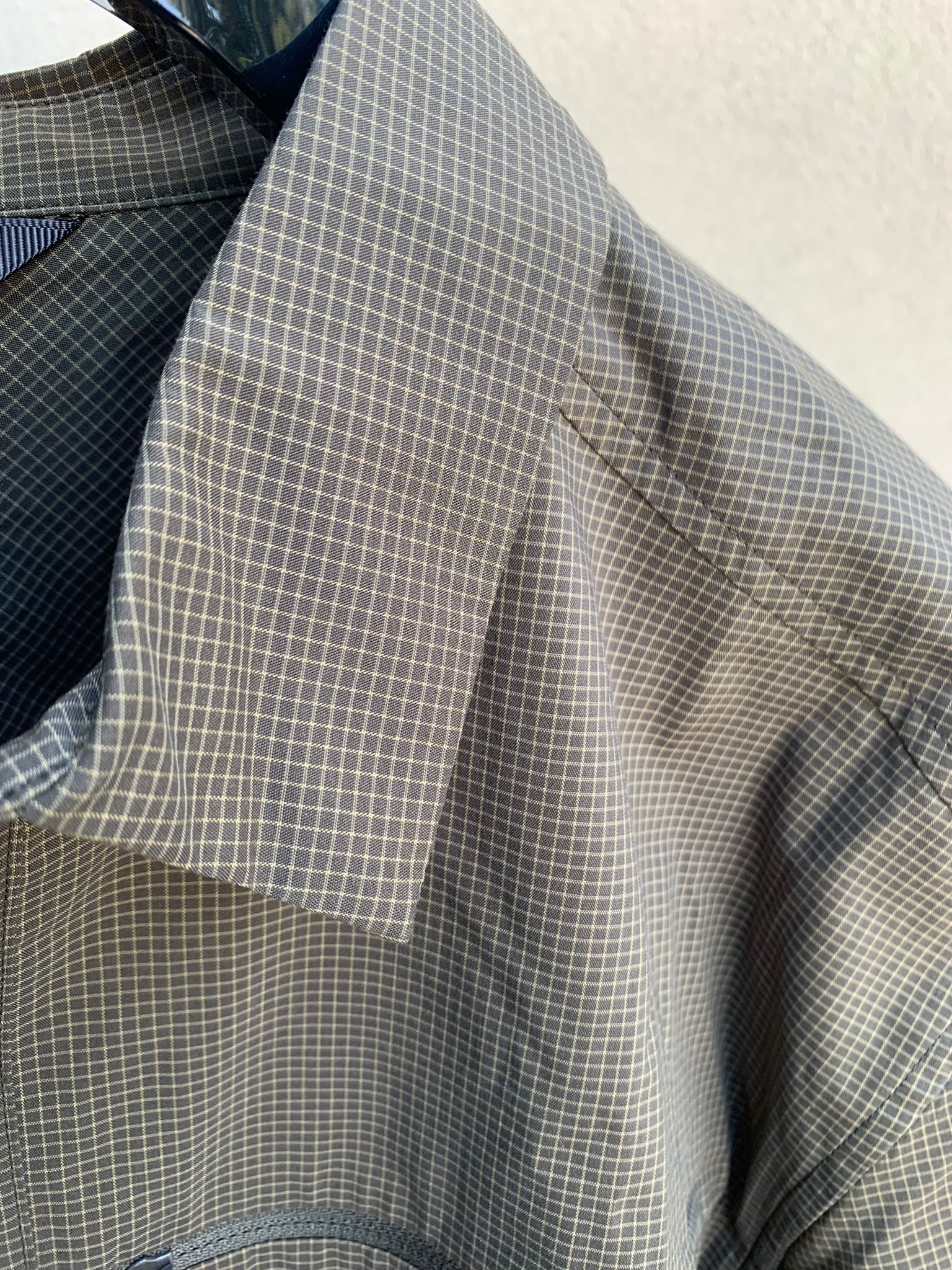 Arc'teryx Kaslo LS Shirt in Dracaena Size US L / EU 52-54 / 3 - 5 Thumbnail
