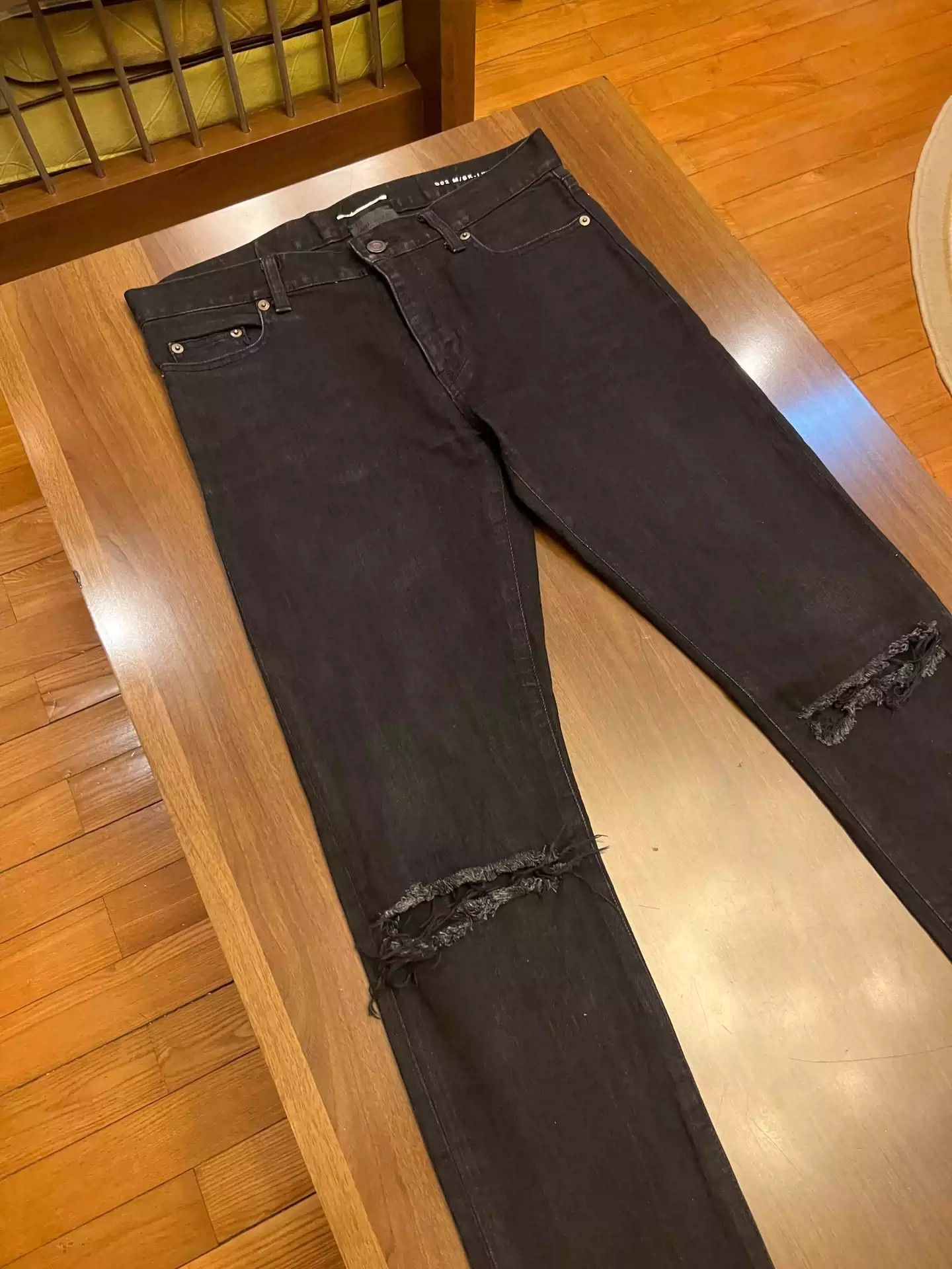Saint Laurent Paris Saint Laurent Black knife cut destroyed jeans Size US 31 - 2 Thumbnail