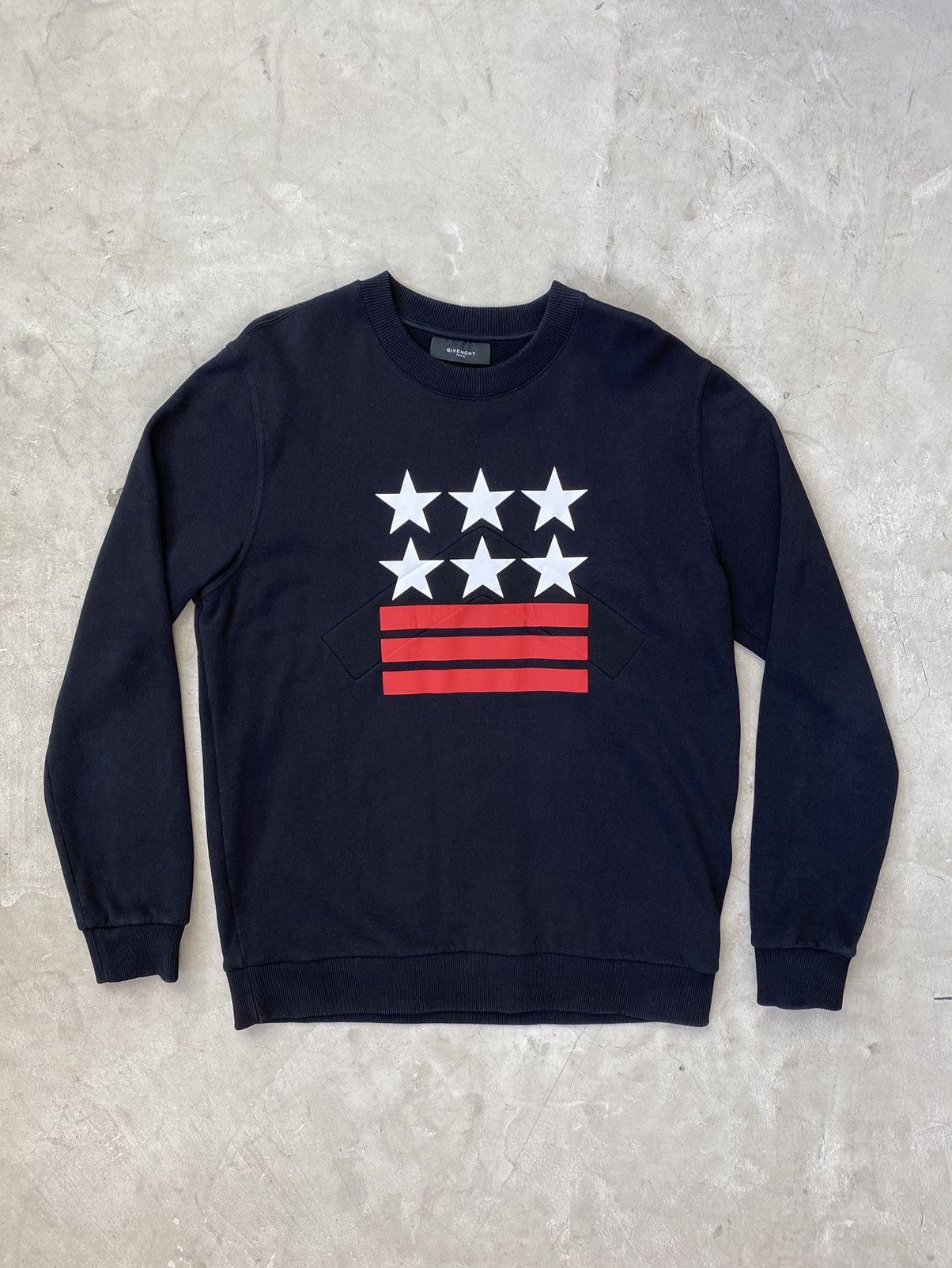 Givenchy Givenchy Graphic Crewneck Size US M / EU 48-50 / 2 - 1 Thumbnail