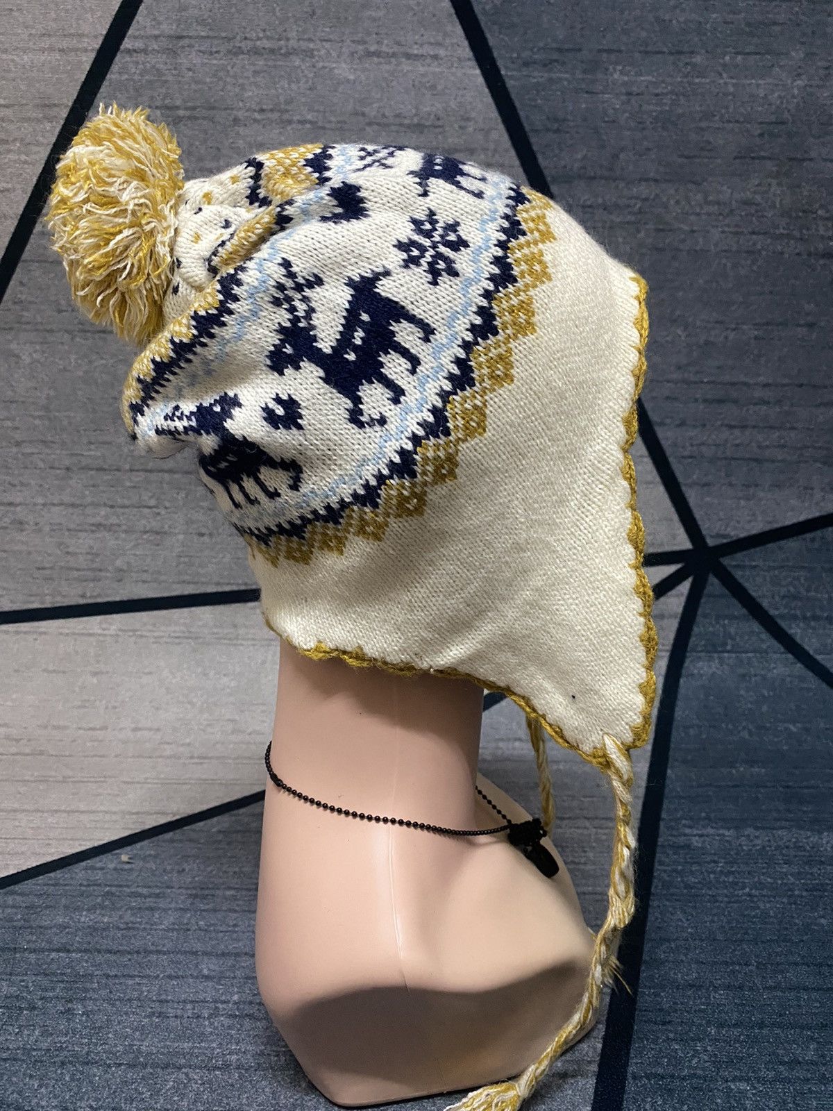 Japanese Brand Japan Hush hush Animal Motive Trapper Beanie Hat Size ONE SIZE - 1 Thumbnail