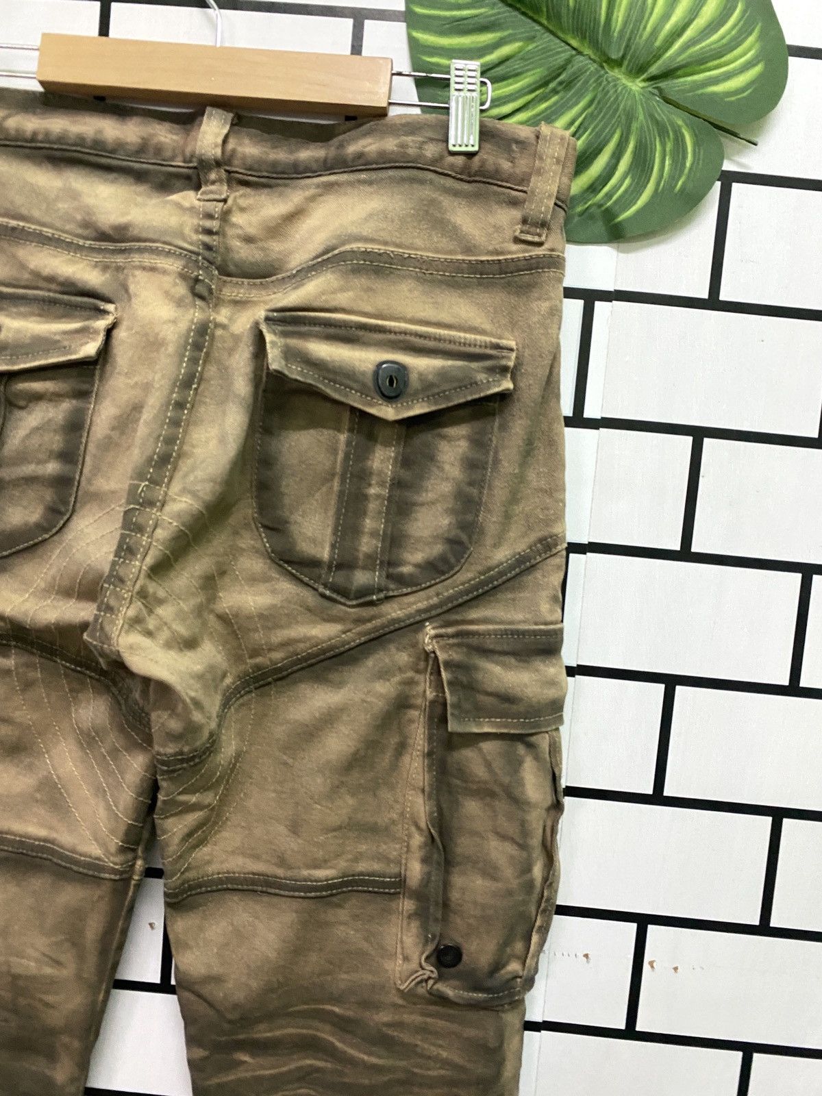 Hysteric Glamour × If Six Was Nine × Japanese Brand CavariA Distressed Multipocket Zipper Bondage Punk CargoPant Size US 32 / EU 48 - 16 Thumbnail