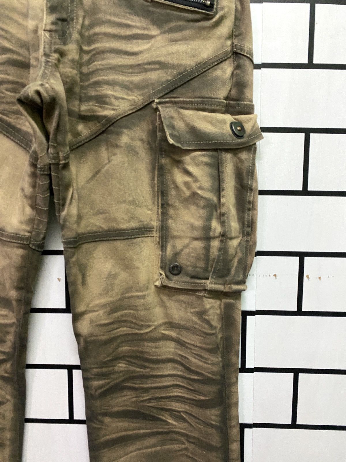 Hysteric Glamour × If Six Was Nine × Japanese Brand CavariA Distressed Multipocket Zipper Bondage Punk CargoPant Size US 32 / EU 48 - 9 Thumbnail
