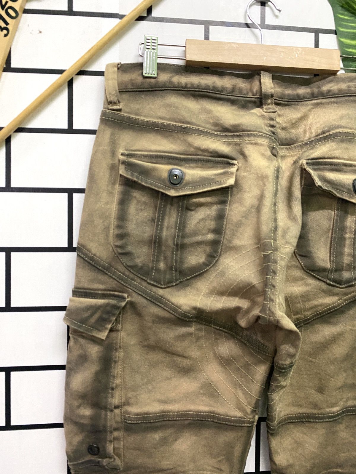 Hysteric Glamour × If Six Was Nine × Japanese Brand CavariA Distressed Multipocket Zipper Bondage Punk CargoPant Size US 32 / EU 48 - 15 Thumbnail