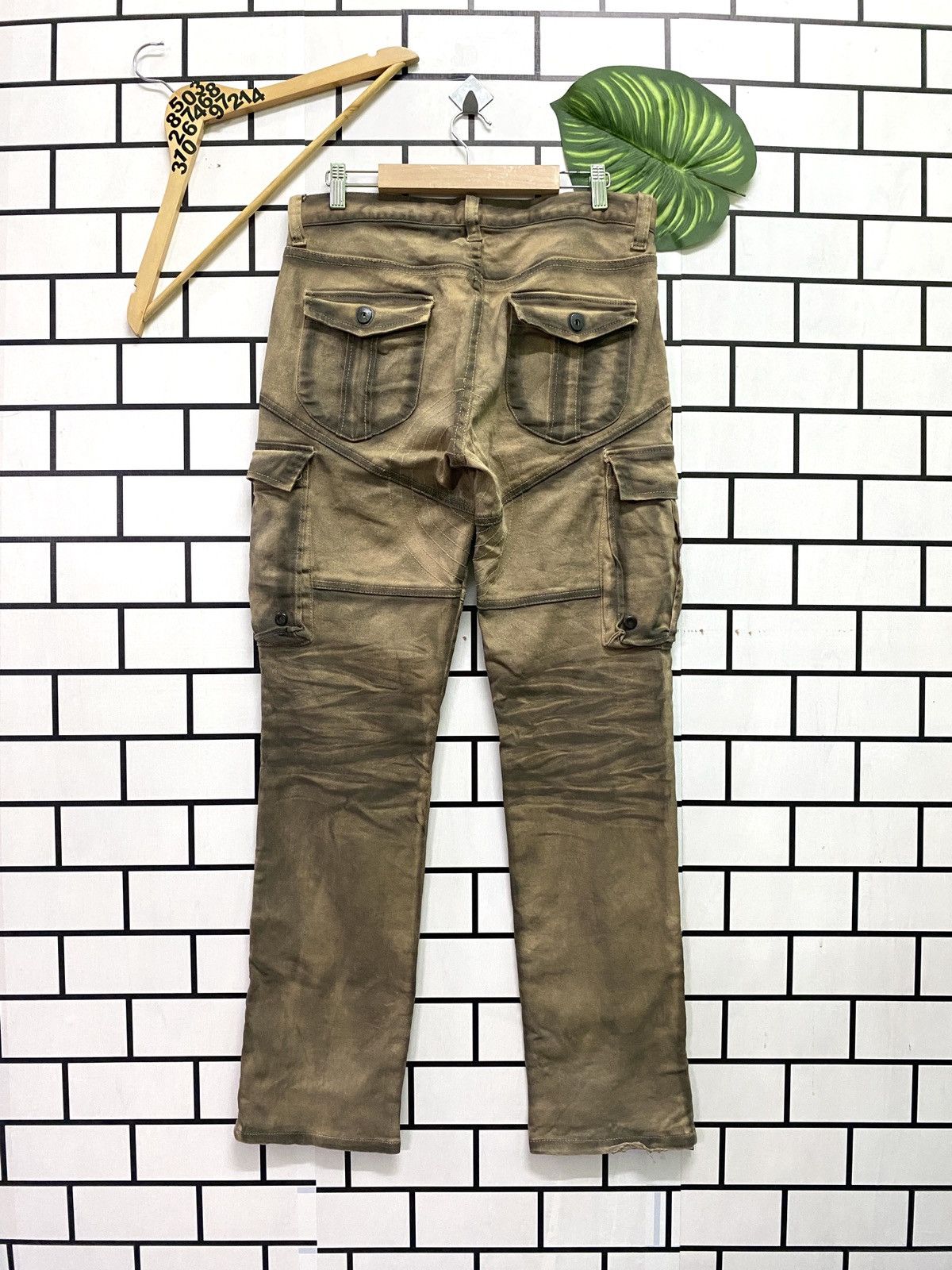 Hysteric Glamour × If Six Was Nine × Japanese Brand CavariA Distressed Multipocket Zipper Bondage Punk CargoPant Size US 32 / EU 48 - 2 Thumbnail