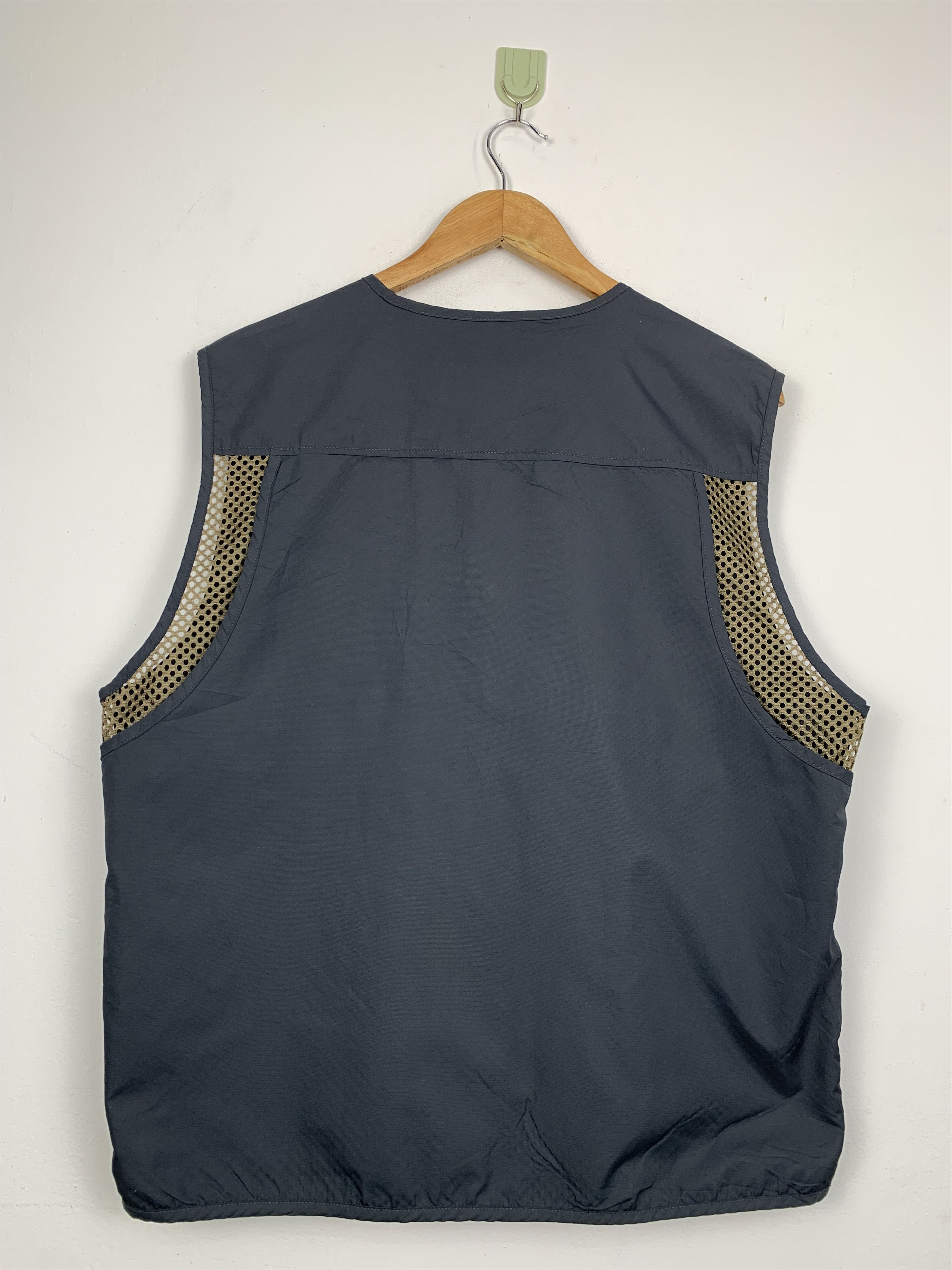 Columbia × Vintage Vintage Columbia Multi-pocket Vest J1387 Size US L / EU 52-54 / 3 - 3 Thumbnail