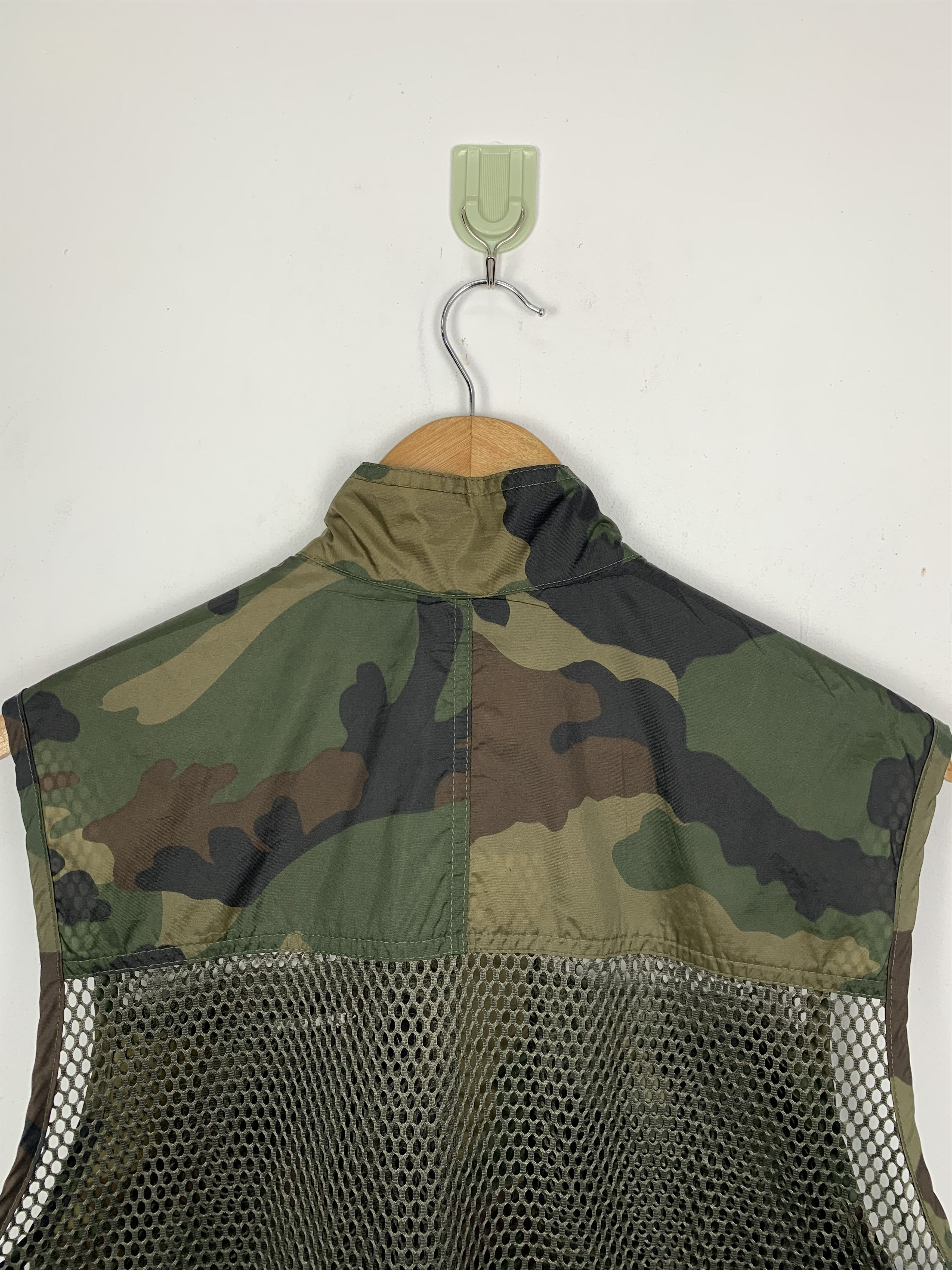 Japanese Brand × Vintage Vintage Japanese Brand Camouflage Vest Size US L / EU 52-54 / 3 - 4 Thumbnail