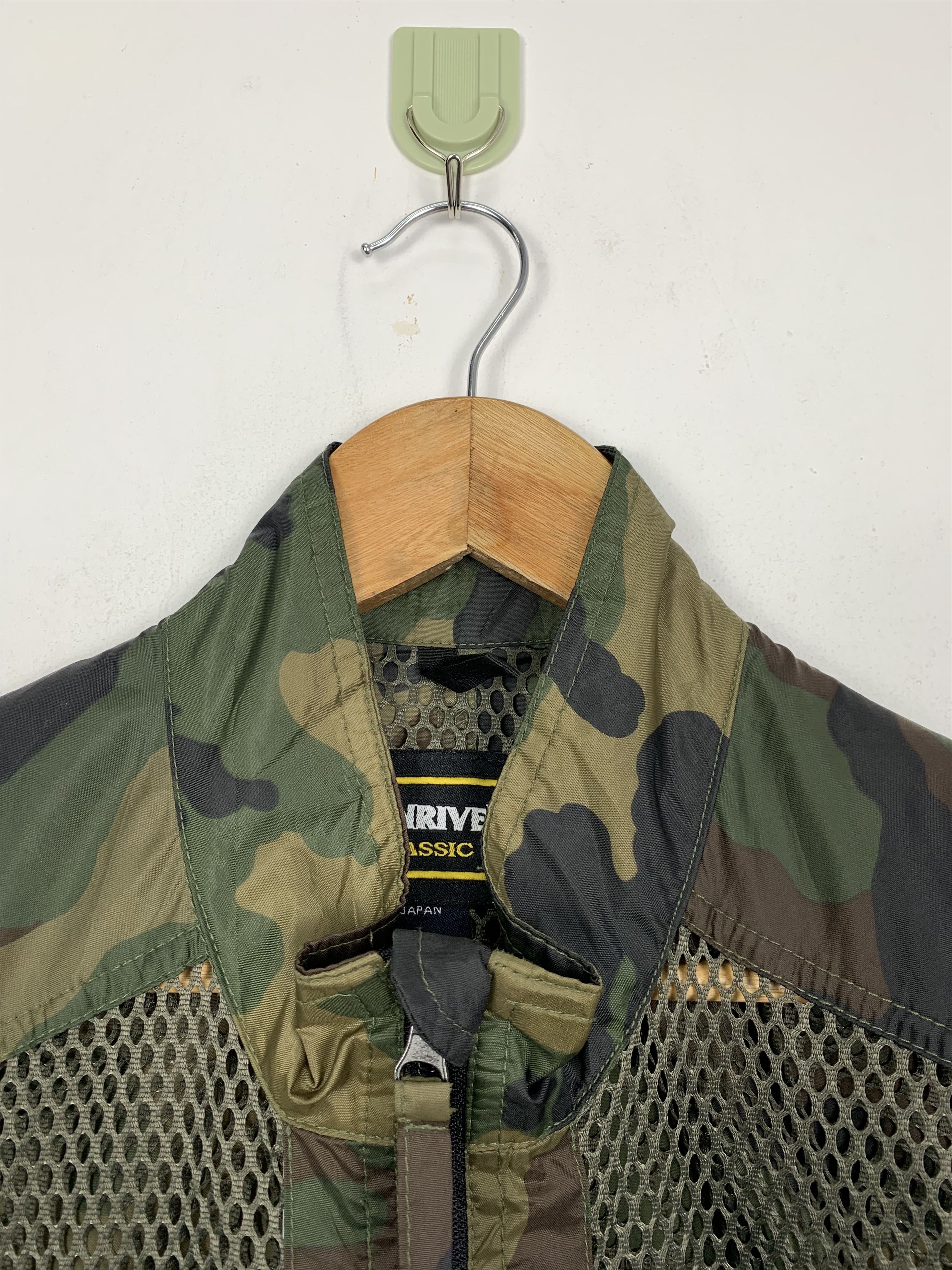 Japanese Brand × Vintage Vintage Japanese Brand Camouflage Vest Size US L / EU 52-54 / 3 - 11 Thumbnail