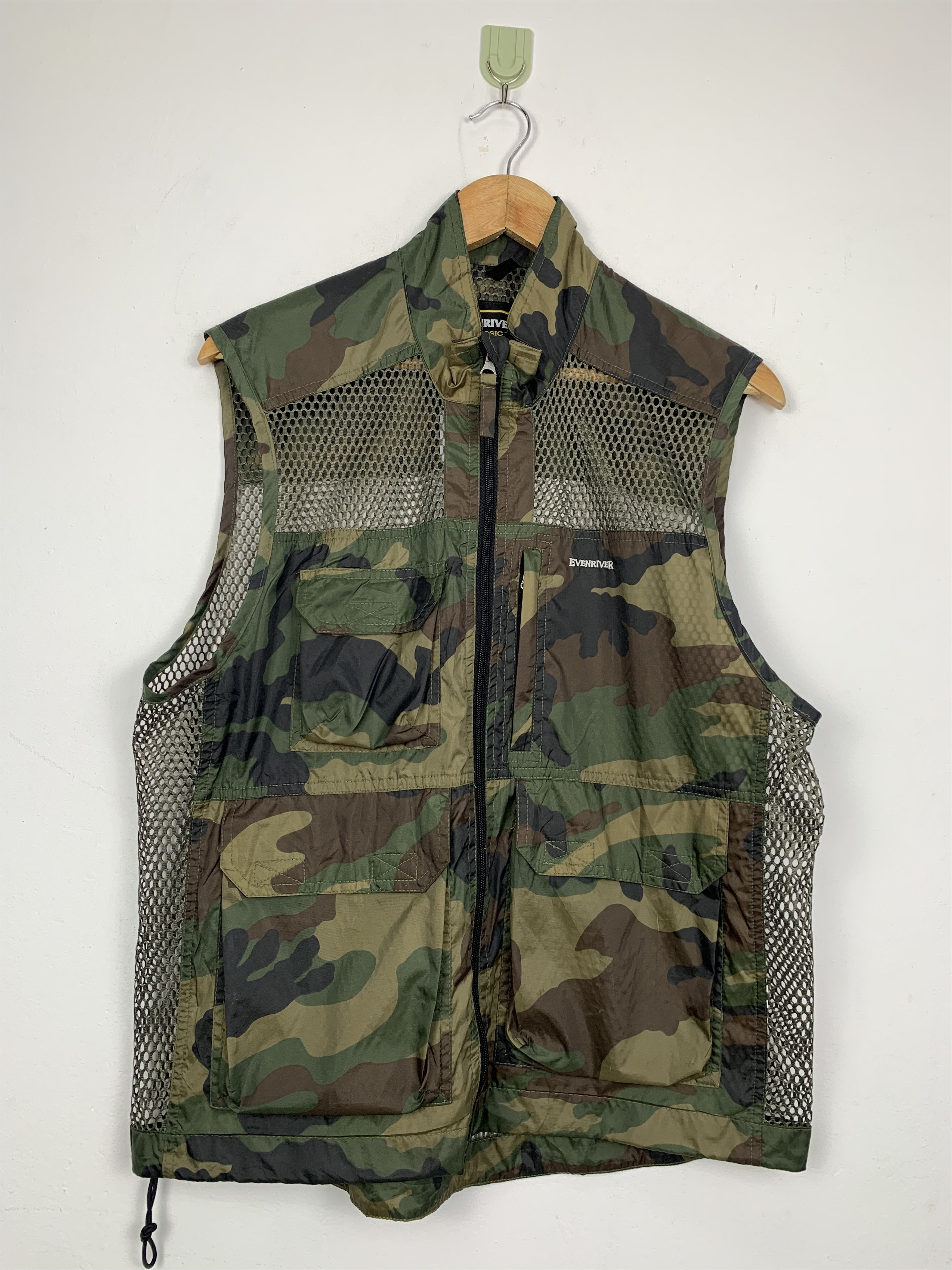Japanese Brand × Vintage Vintage Japanese Brand Camouflage Vest Size US L / EU 52-54 / 3 - 1 Thumbnail
