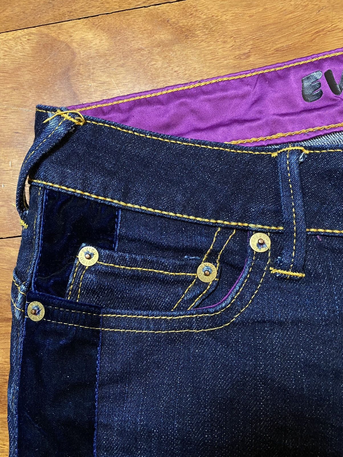 Evisu Evisu vintage navy jeans Evisu Genes seagull velour Size 26" / US 2 / IT 38 - 12 Thumbnail