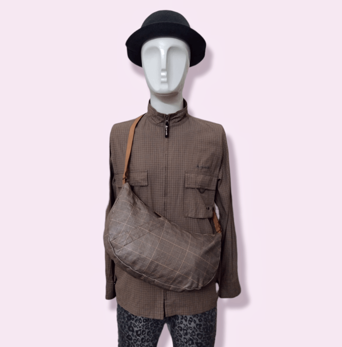 Issey Miyake × Japanese Brand × Tsumori Chisato TSUMORI CHISATO (ISSEY MIYAKE) PLAID BANANA SHOULDER BAG Size ONE SIZE - 4 Thumbnail