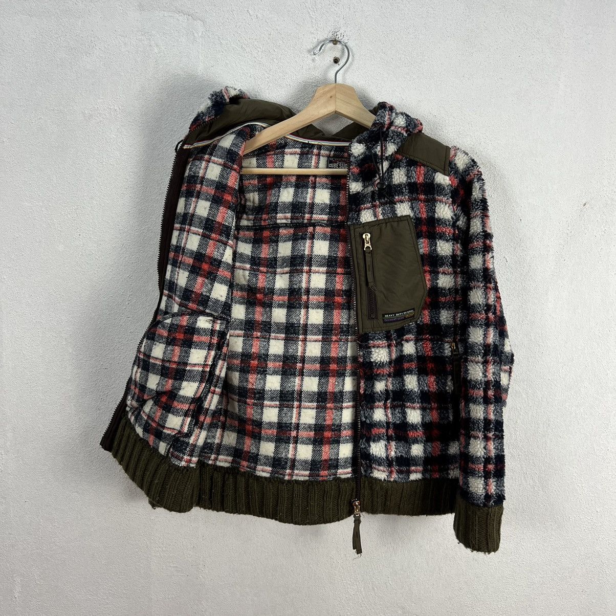 Japanese Brand RARE COLOUR CUBE SUGAR FLEECE JACKET TARTAN DESIGN Size US M / EU 48-50 / 2 - 10 Thumbnail