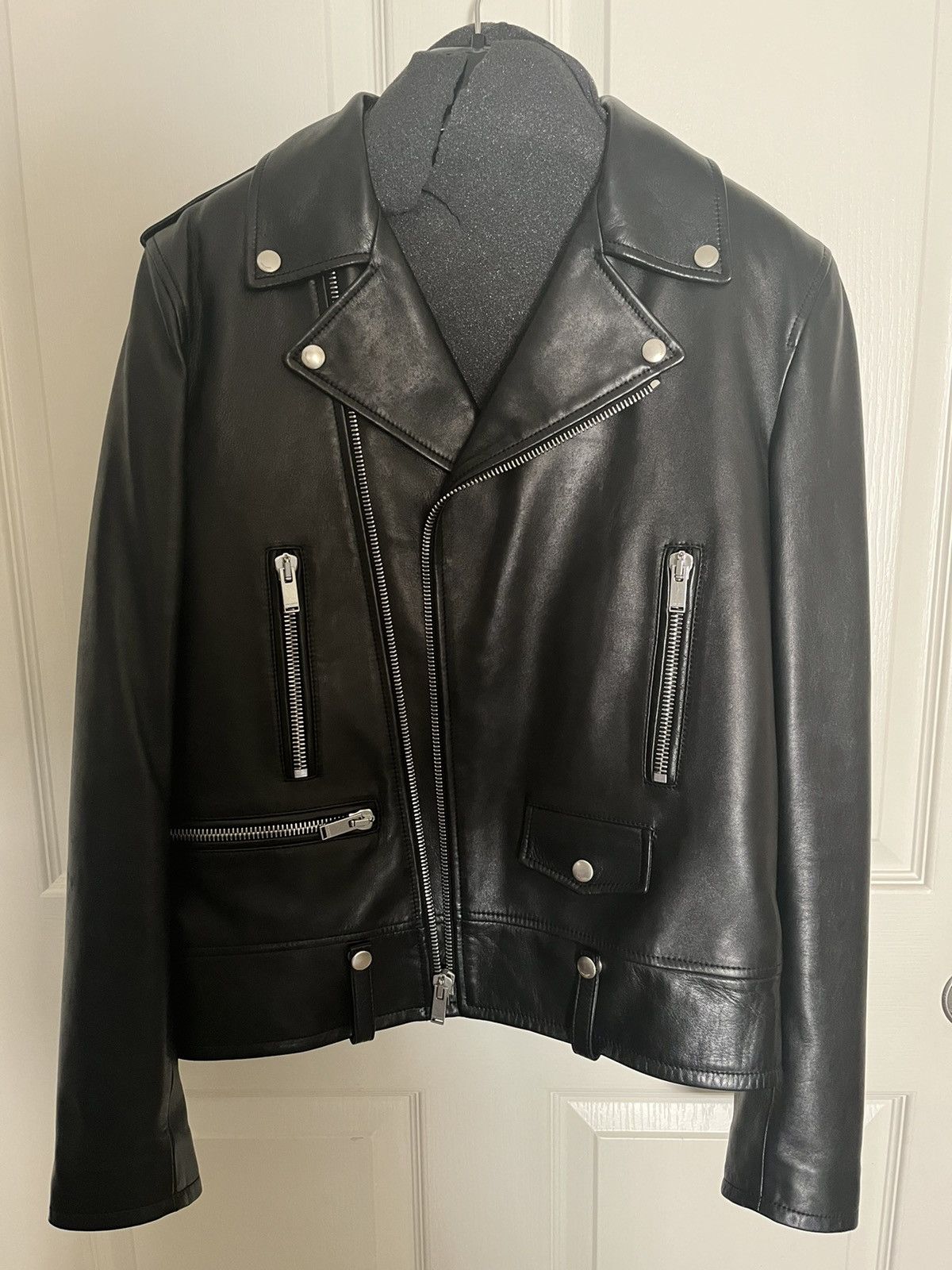 Hedi Slimane × Saint Laurent Paris Saint Laurent Motorcycle Jacket (IT 48, L01, Lambskin) Size US M / EU 48-50 / 2 - 6 Thumbnail