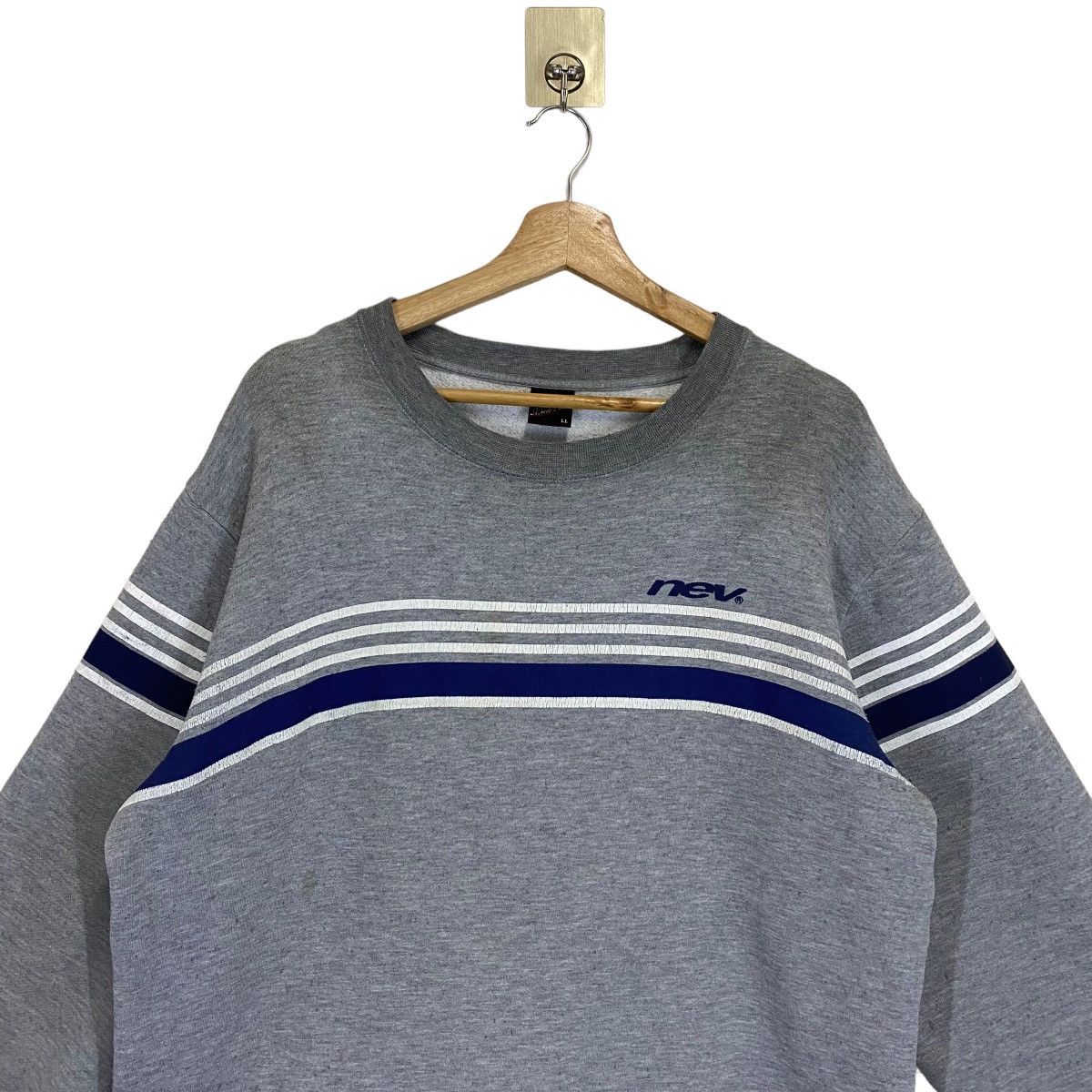 Japanese Brand × Vintage Vintage 90s Nev Big Logo Crewneck Sweatshirt Size M Size US M / EU 48-50 / 2 - 6 Thumbnail