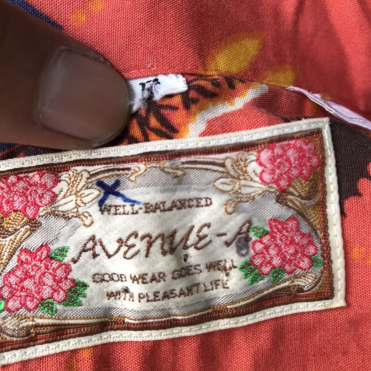 Vintage Vintage Avenue A Rayon Hawaiian Shirt Size US M / EU 48-50 / 2 - 7 Thumbnail