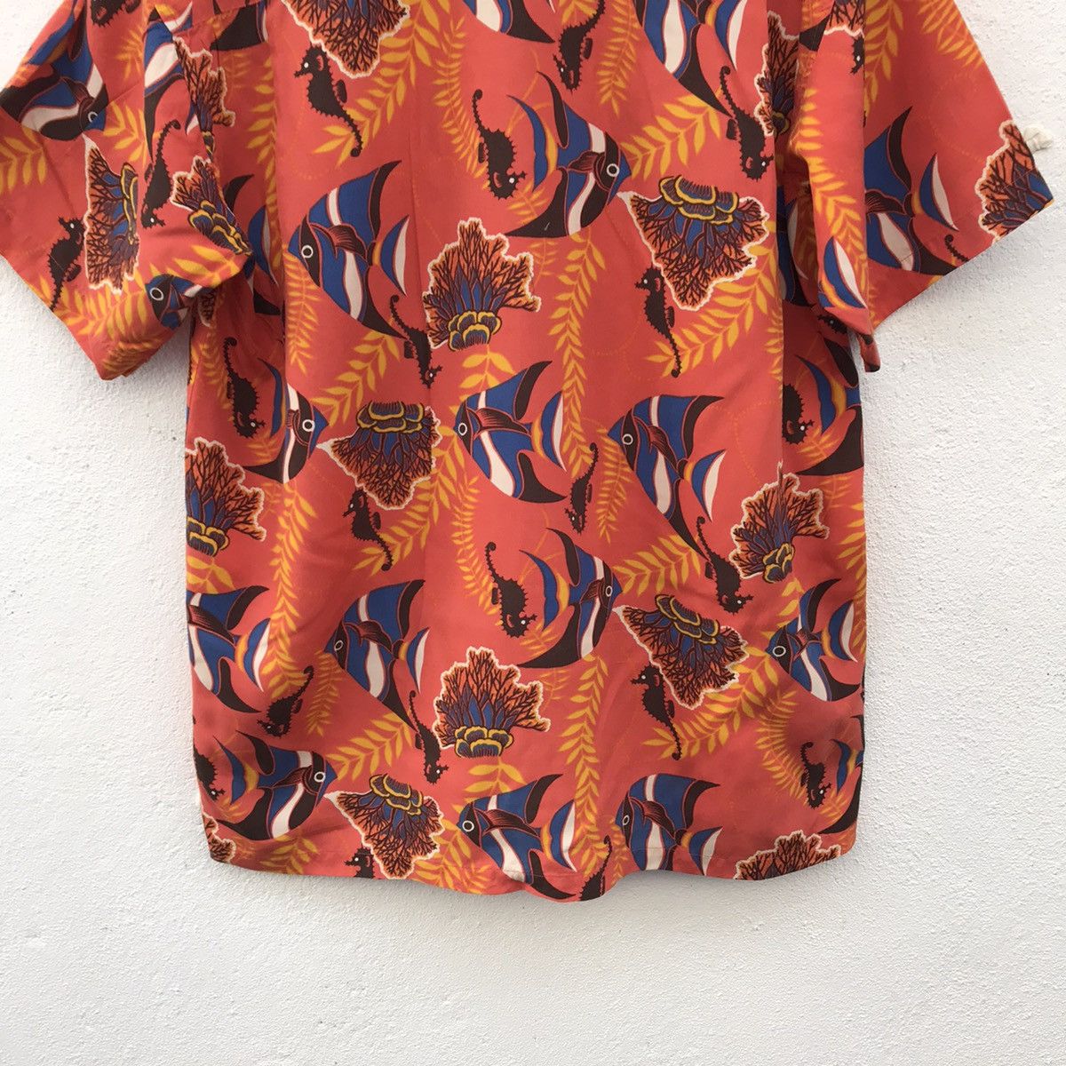 Vintage Vintage Avenue A Rayon Hawaiian Shirt Size US M / EU 48-50 / 2 - 6 Thumbnail